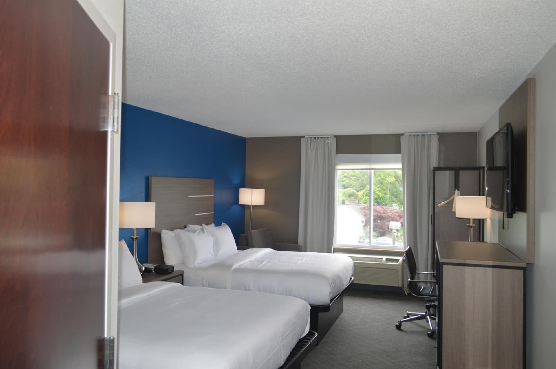 Comfort Inn & Suites Harrisburg-Hershey North gallery photo in Harrisburg, PA — image 15