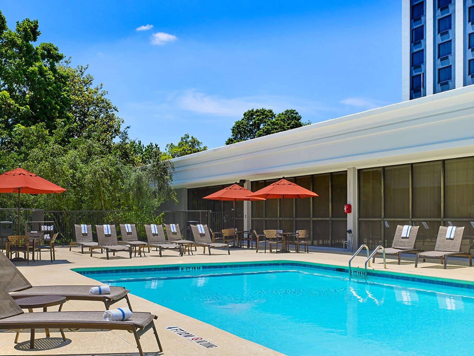 Sonesta Atlanta Airport North interior in Atlanta, GA — gallery photo 2