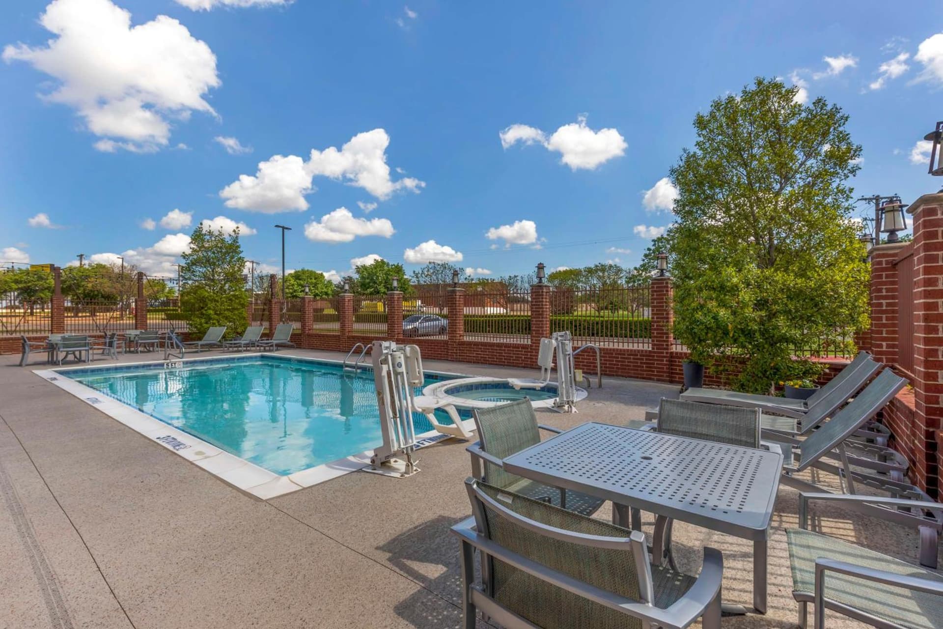Best Western Plus Duncanville Dallas gallery photo in Duncanville, TX — image 21