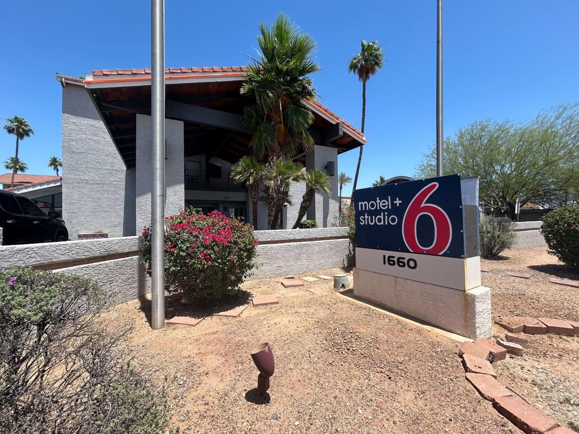 Studio 6 Tempe, AZ Elliot Road featured exterior or lobby in Tempe, AZ — similar hotel