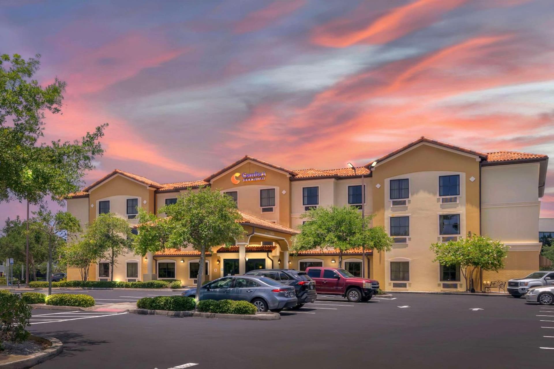 Comfort Inn & Suites Northeast - Gateway property views in St Petersburg, FL — gallery photo 3