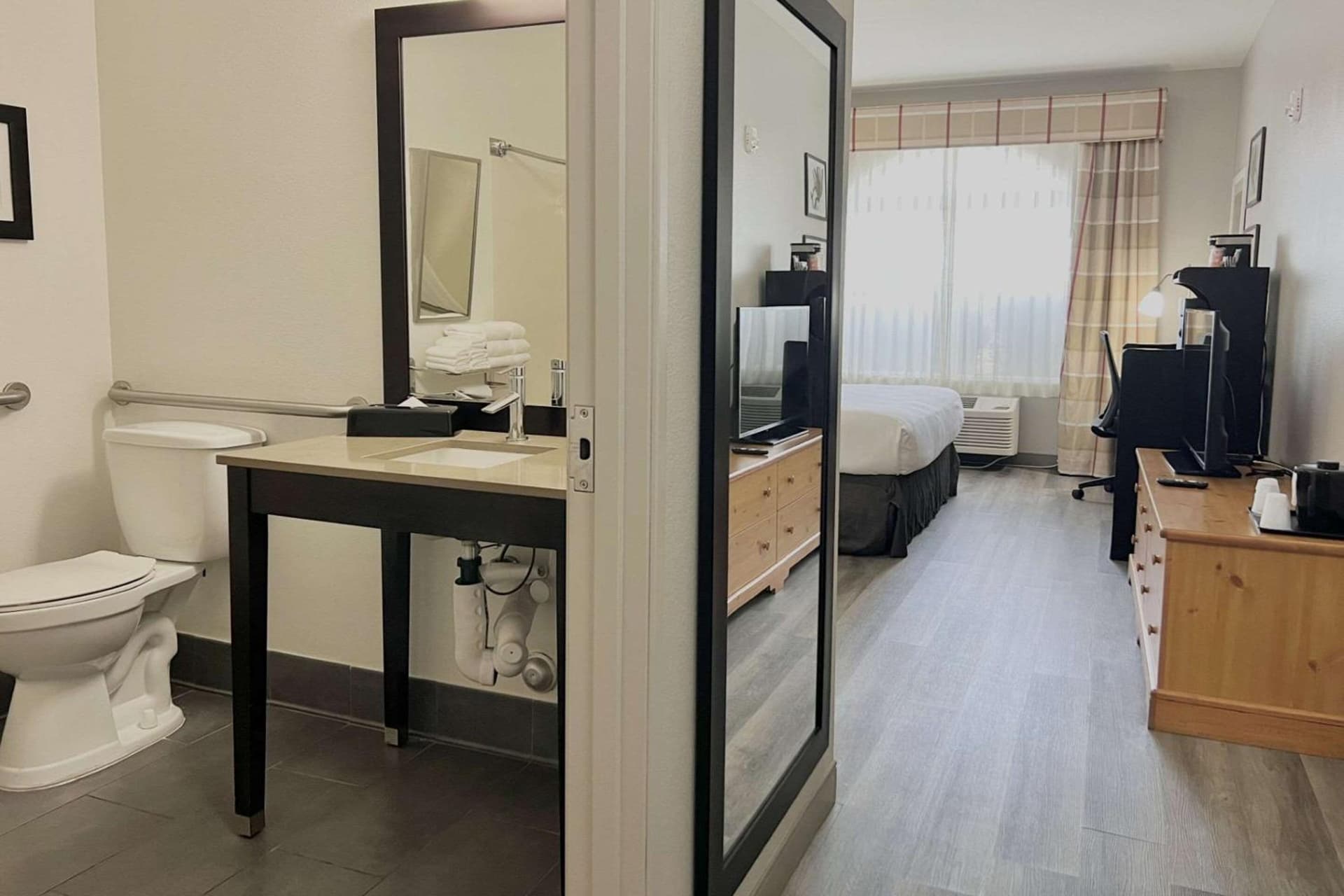 Country Inn & Suites by Radisson, Tucson Airport, AZ gallery photo in Tucson, AZ — image 48