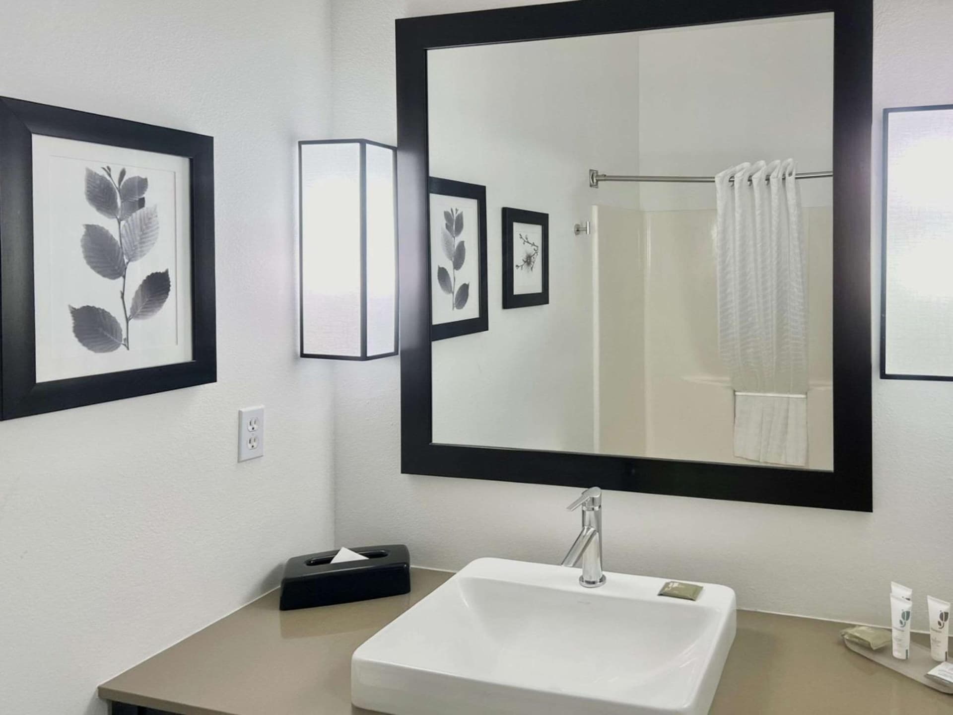 Country Inn & Suites by Radisson, Tucson Airport, AZ gallery photo in Tucson, AZ — image 44