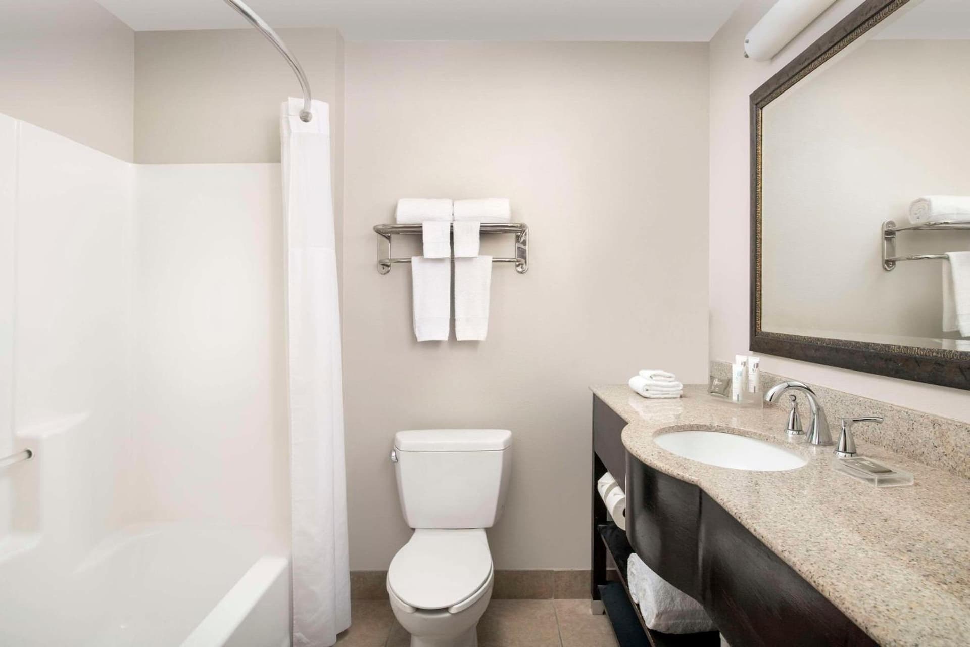 Country Inn & Suites by Radisson, Gainesville, FL gallery photo in Gainesville, FL — image 7