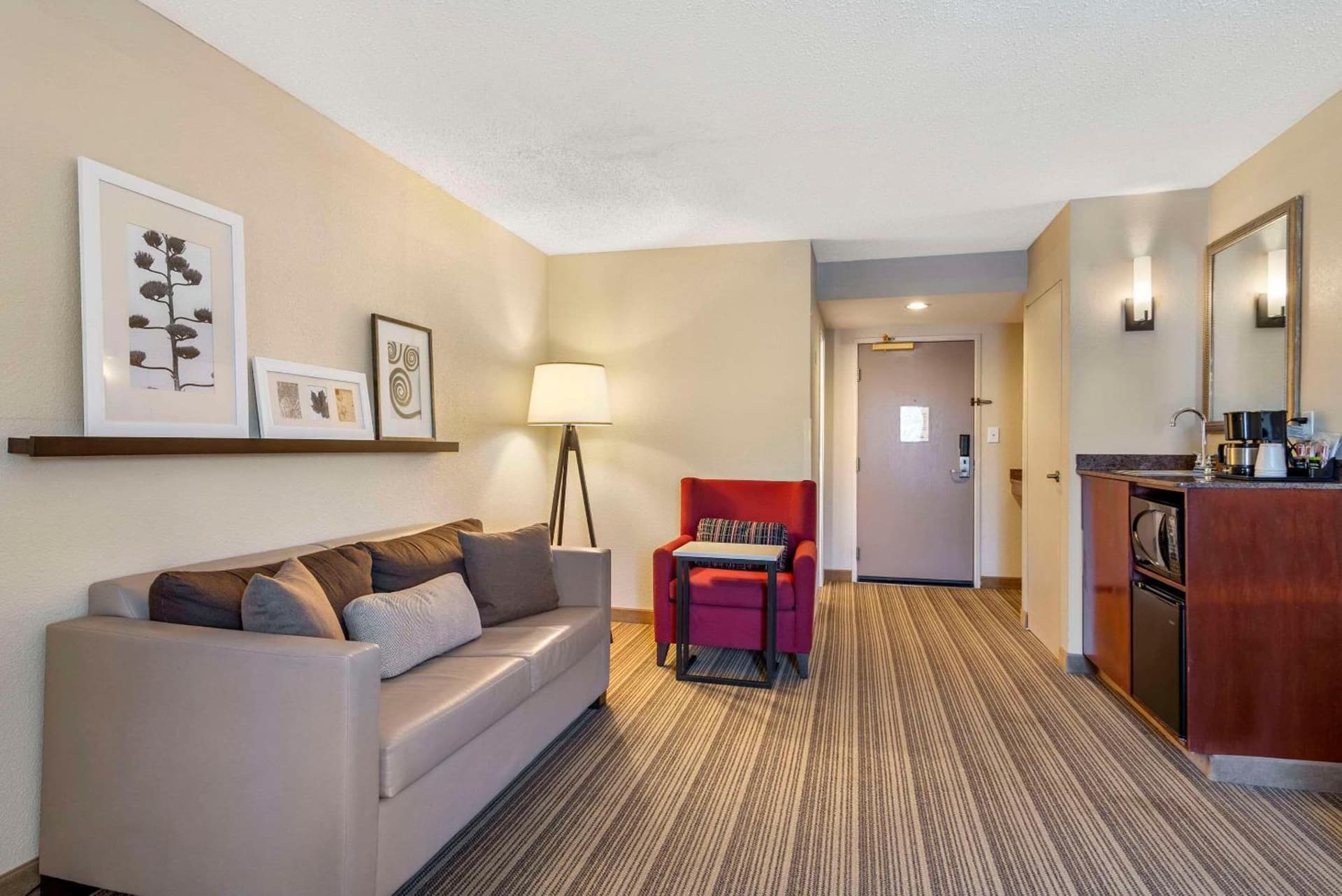 Country Inn & Suites by Radisson, Atlanta Galleria-Ballpark, GA gallery photo in Atlanta, GA — image 18