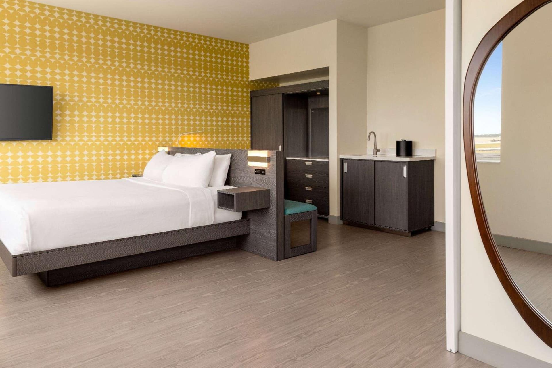 The Orbit Hotel, Trademark Collection by Wyndham gallery photo in Fairview Park, OH — image 9