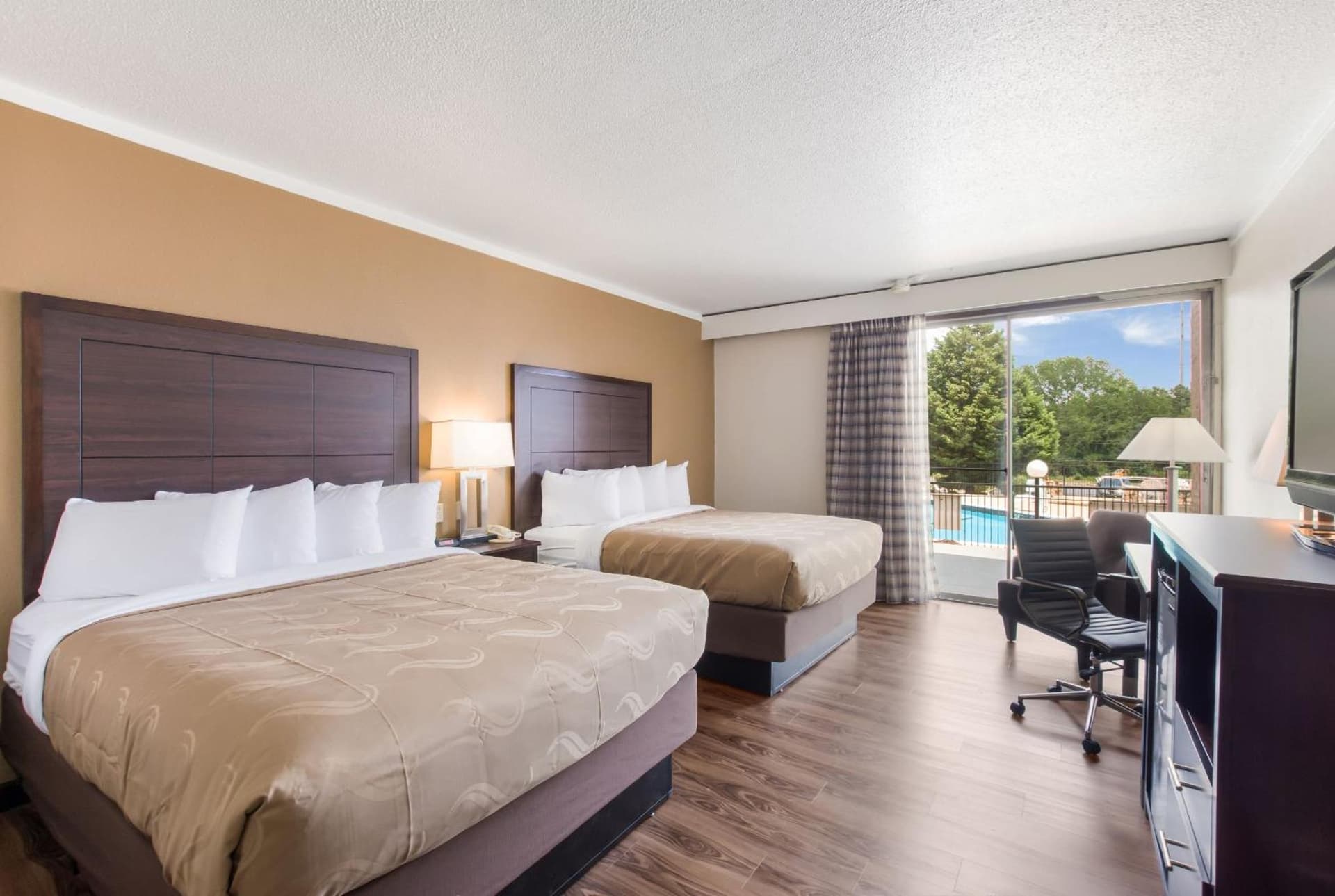 Red Roof Inn Gastonia gallery photo in Gastonia, NC — image 4