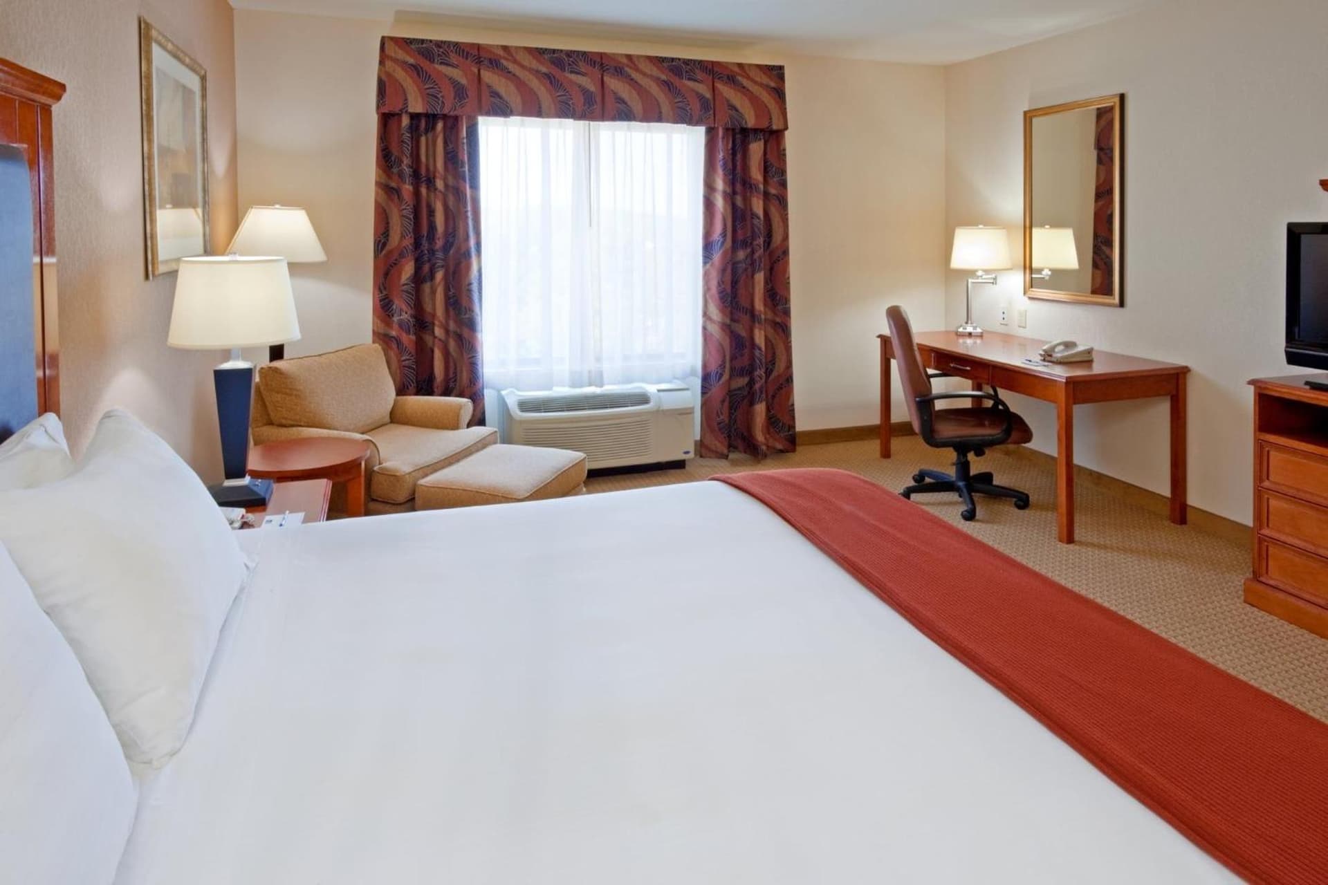 Holiday Inn Express & Suites Albany Airport Area - Latham by IHG gallery photo in Latham, NY — image 20