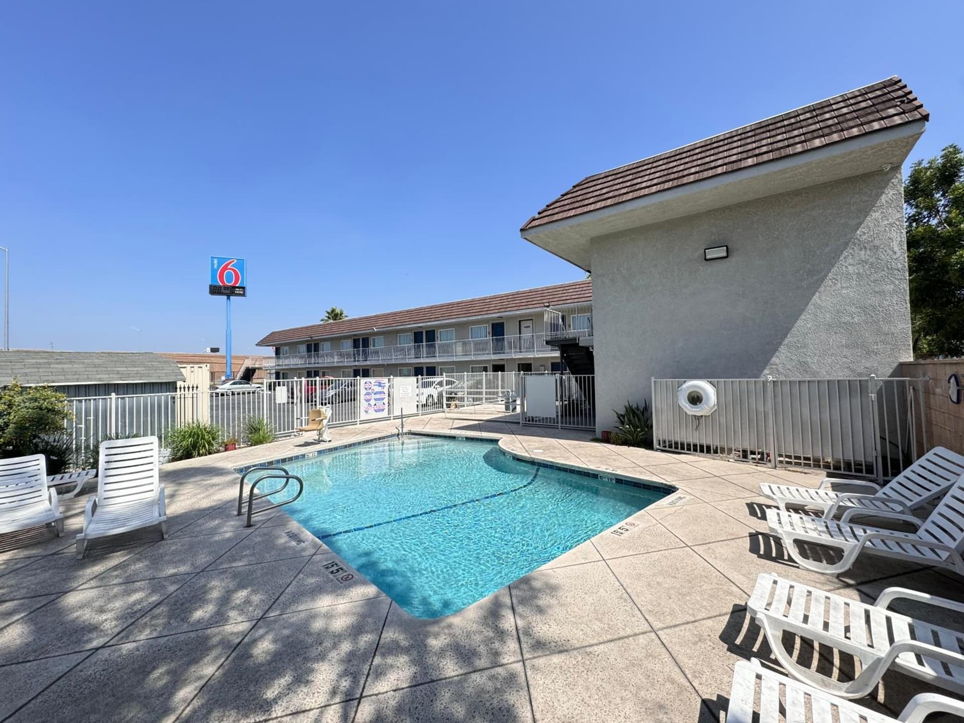 Motel 6 Ontario, CA - Airport gallery photo in Ontario, CA — image 51