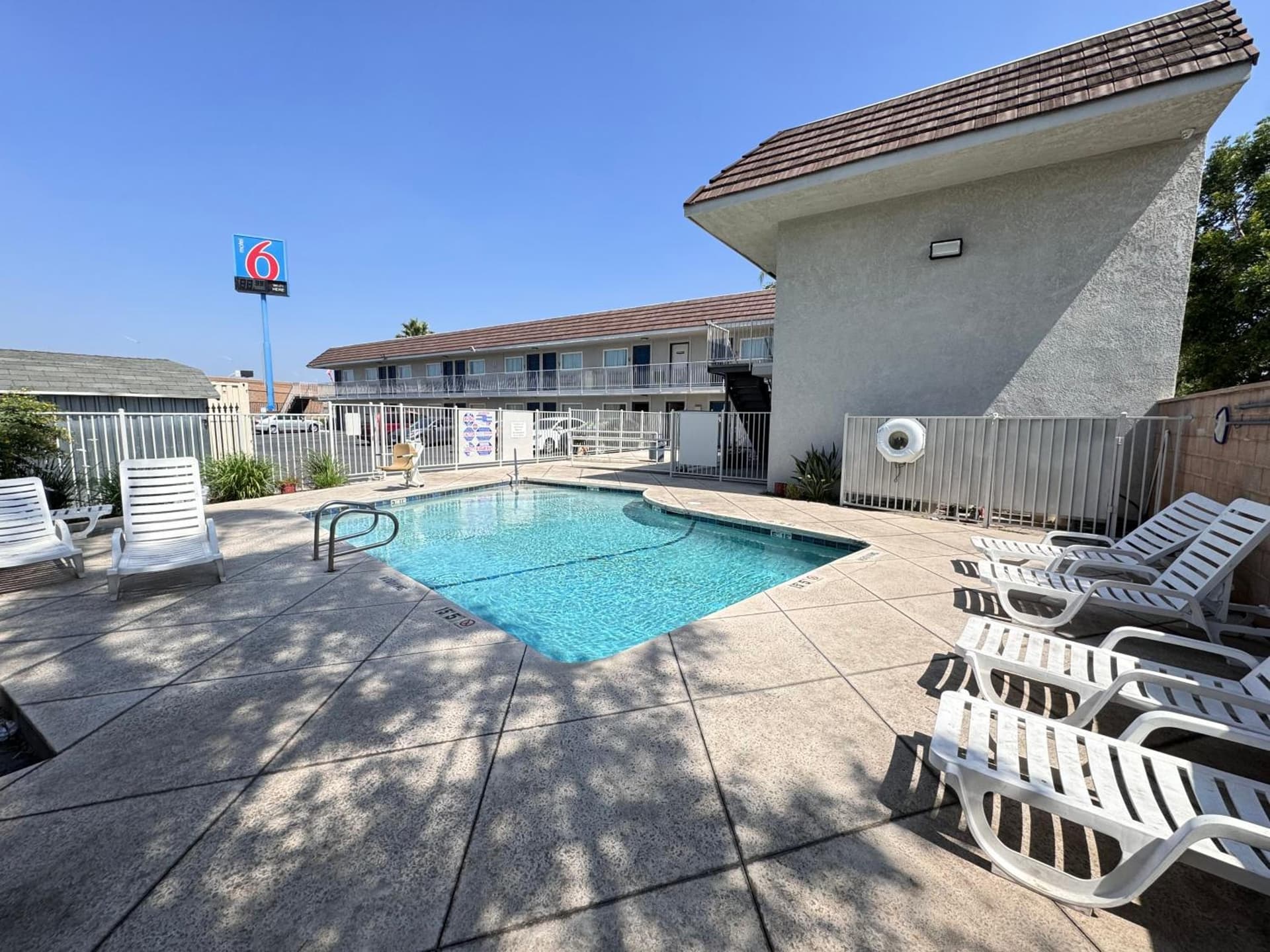 Motel 6 Ontario, CA - Airport gallery photo in Ontario, CA — image 5