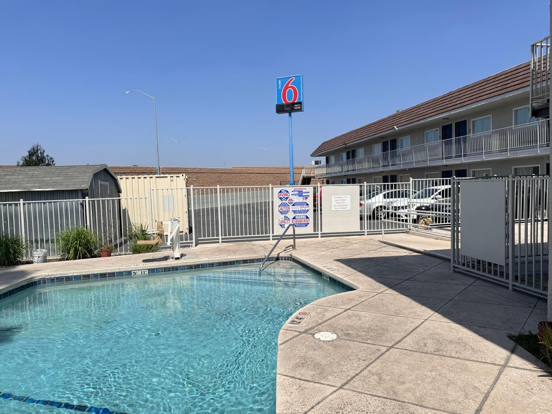 Motel 6 Ontario, CA - Airport gallery photo in Ontario, CA — image 39