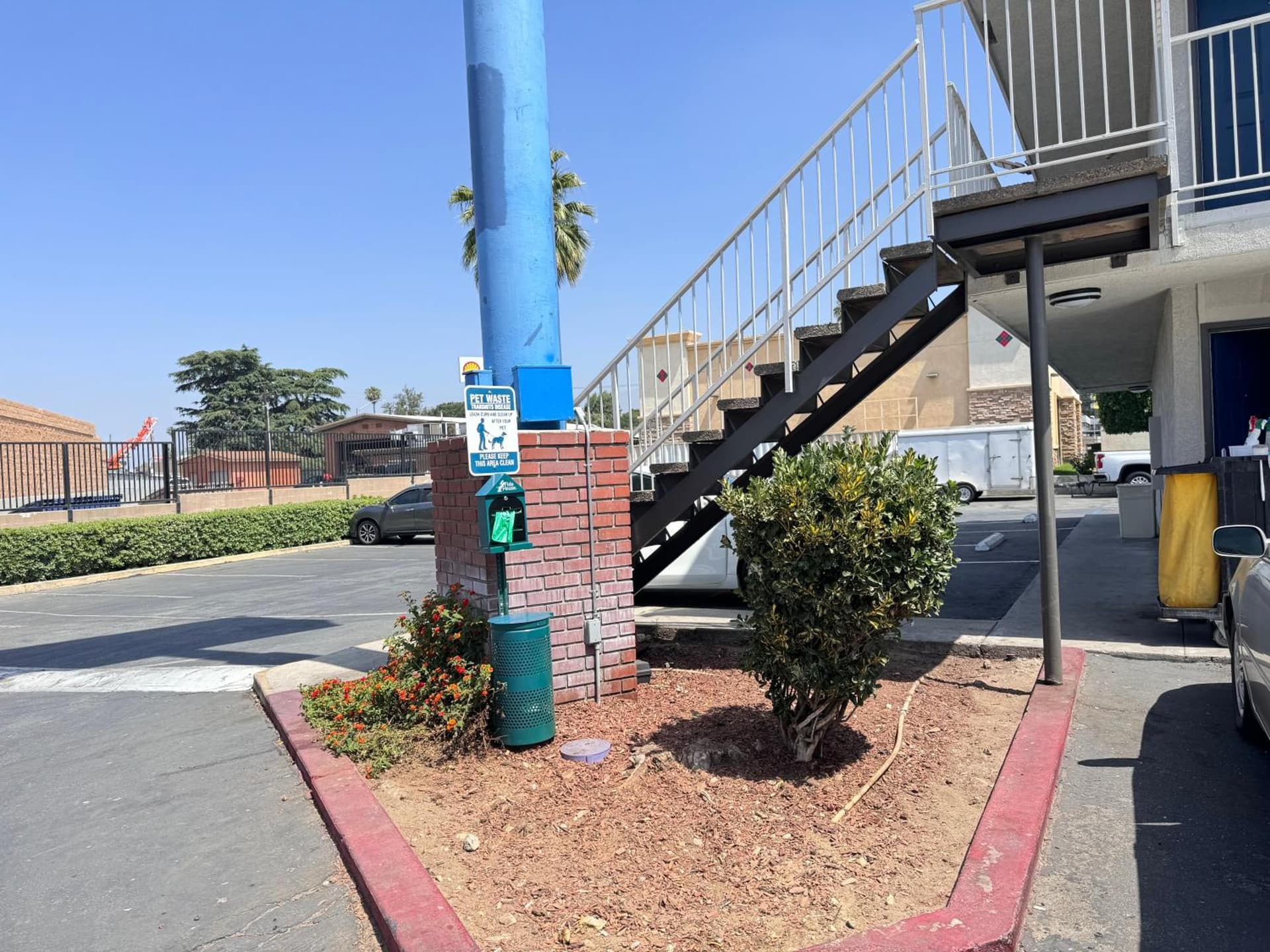 Motel 6 Ontario, CA - Airport interior in Ontario, CA — gallery photo 2