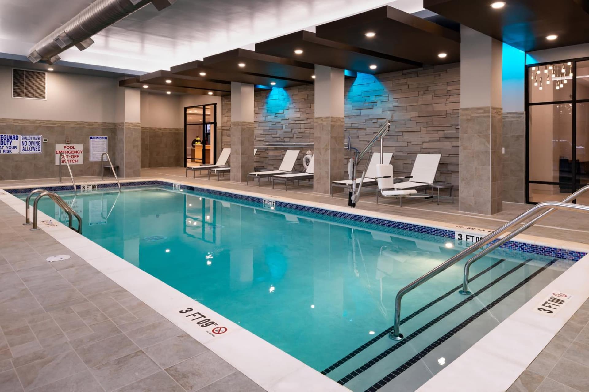 Hilton Garden Inn Columbia Downtown interior in Columbia, SC — gallery photo 2