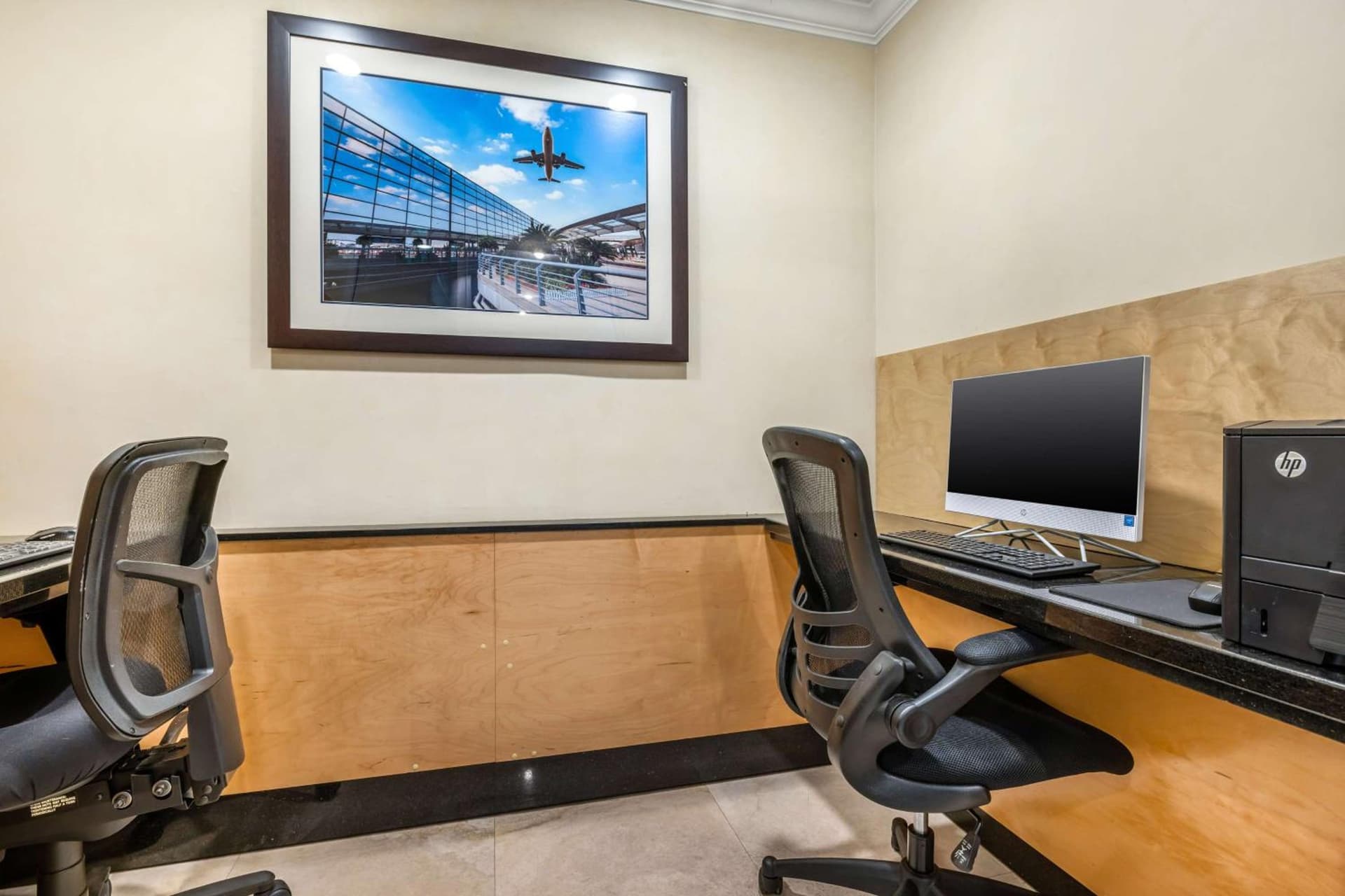 Best Western Plus Orange County Airport North gallery photo in Santa Ana, CA — image 15