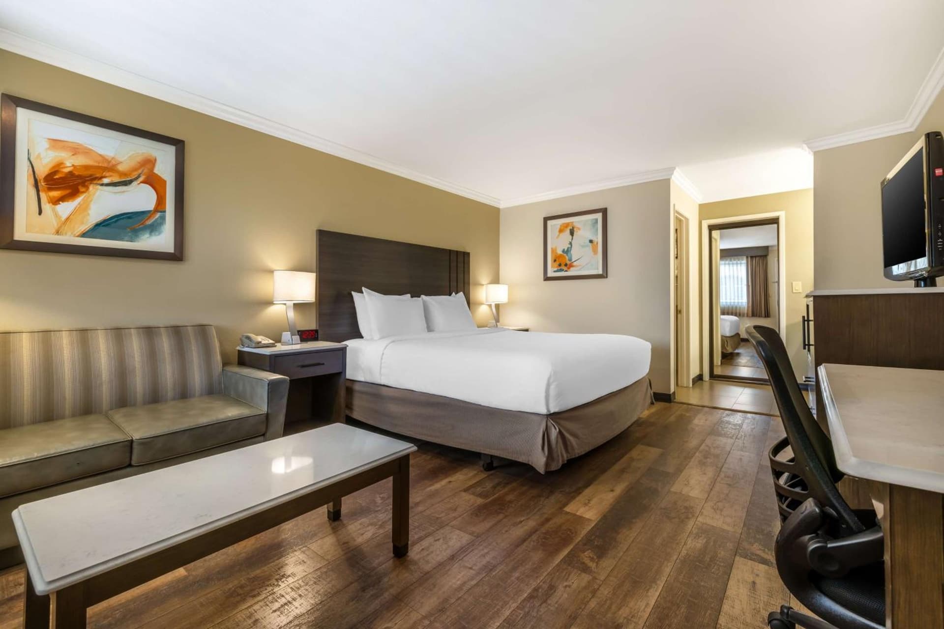 Best Western Plus Orange County Airport North gallery photo in Santa Ana, CA — image 31