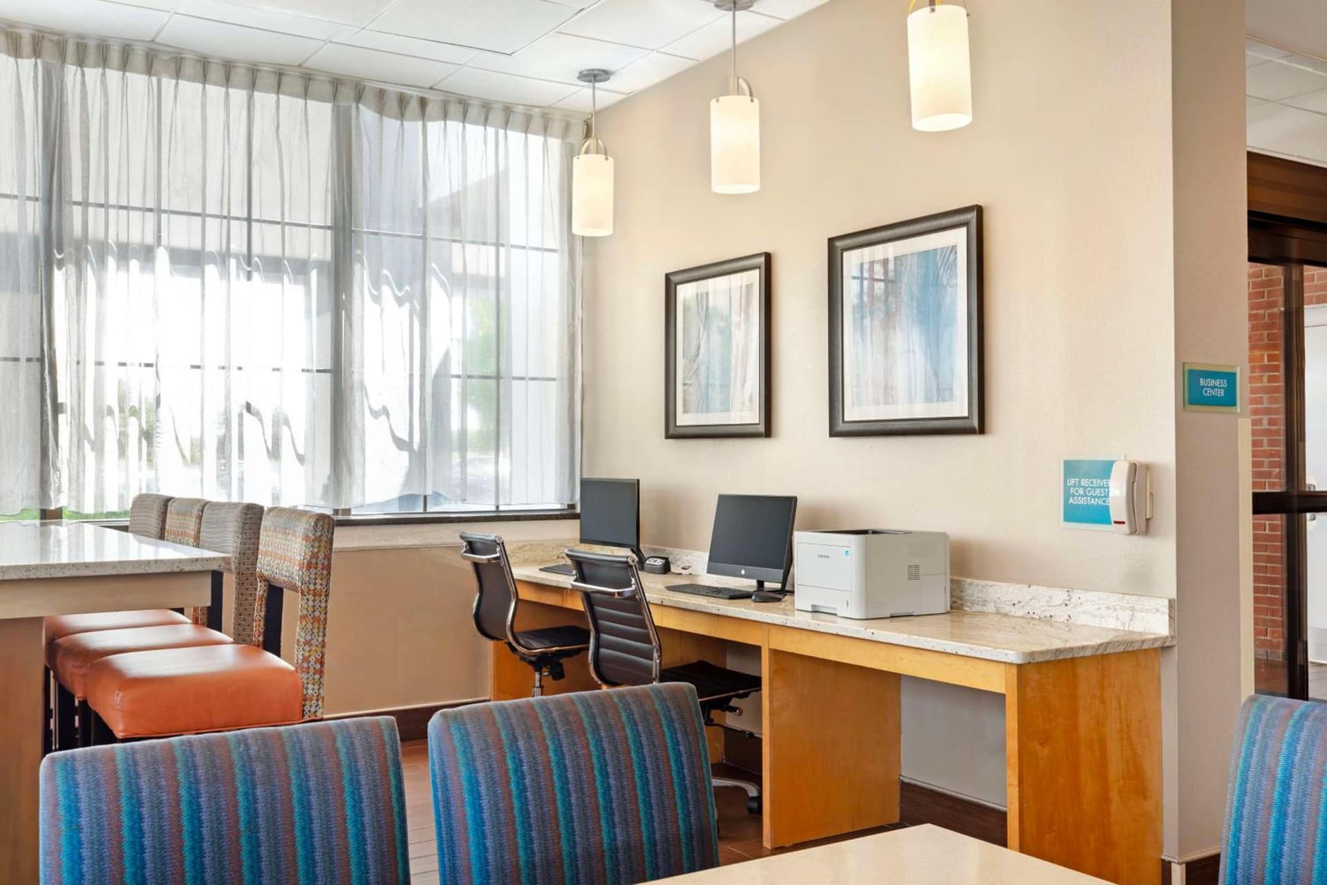 Best Western Hartford Hotel and Suites gallery photo in Hartford, CT — image 28