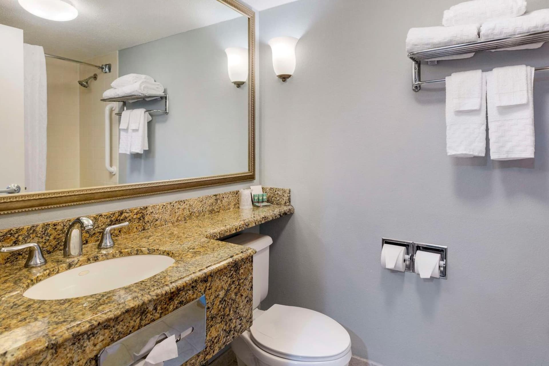 Best Western Hartford Hotel and Suites gallery photo in Hartford, CT — image 25
