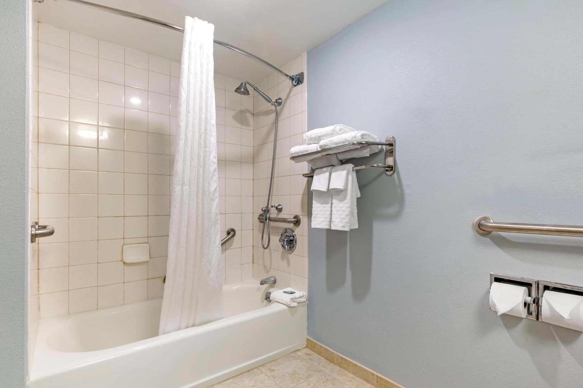 Best Western Hartford Hotel and Suites gallery photo in Hartford, CT — image 17