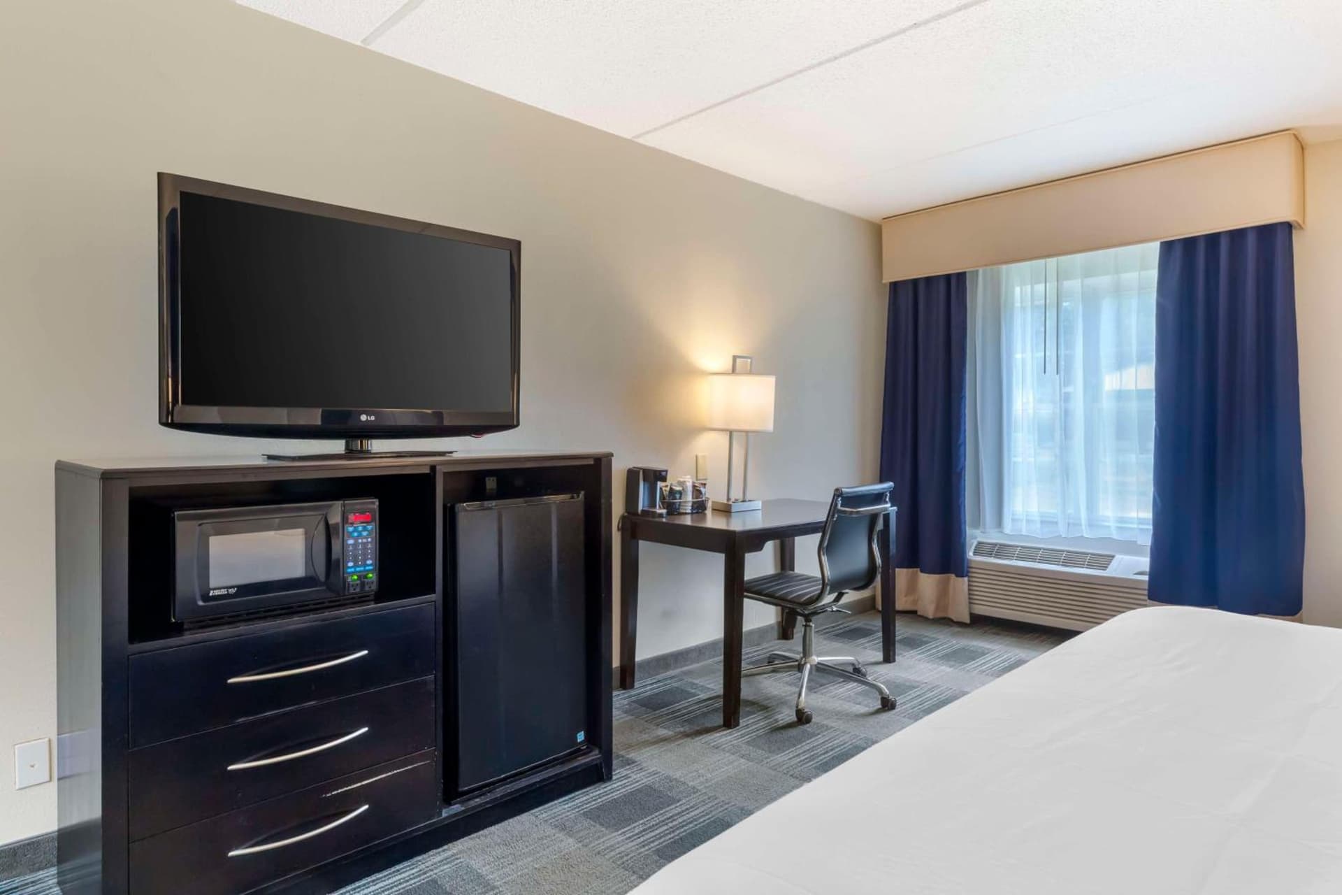 Best Western Hartford Hotel and Suites gallery photo in Hartford, CT — image 36