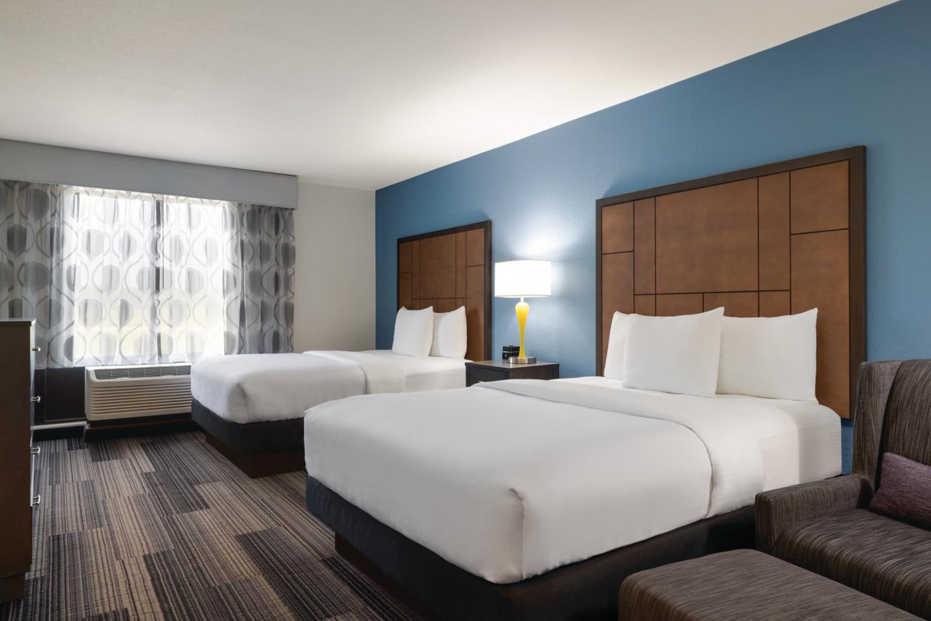 La Quinta Inn & Suites by Wyndham Springfield Airport Rte 66 gallery photo in Springfield, MO — image 37