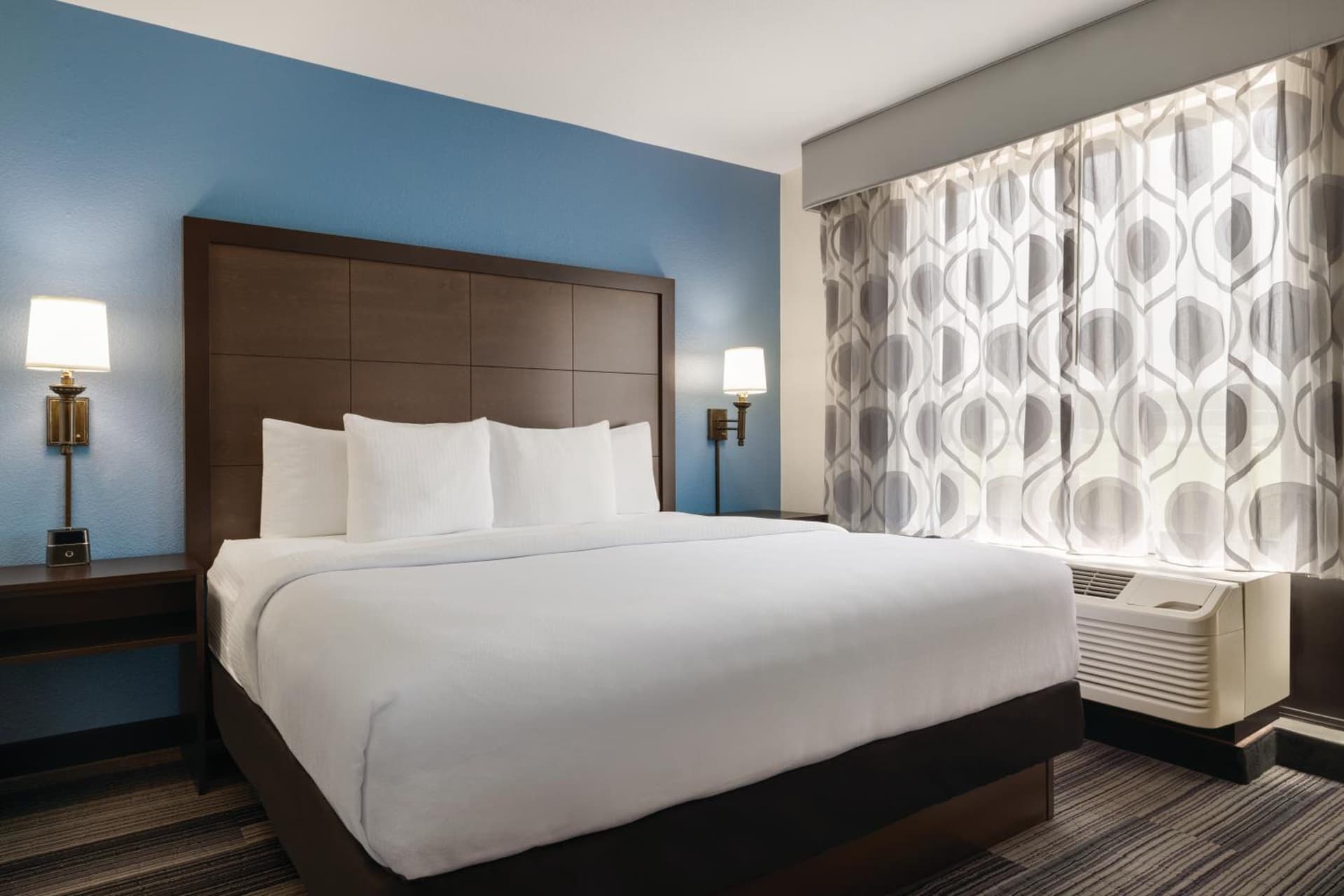 La Quinta Inn & Suites by Wyndham Springfield Airport Rte 66 gallery photo in Springfield, MO — image 44