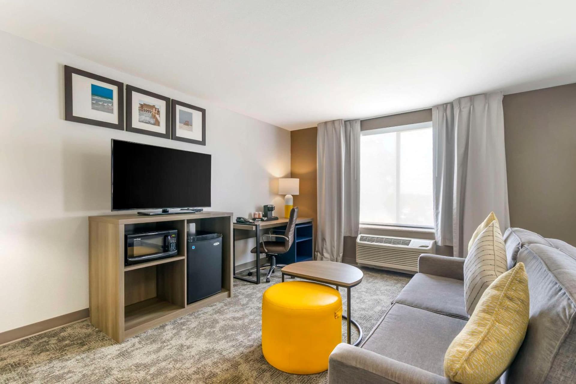 Comfort Suites Sarasota-Siesta Key gallery photo in Sarasota, FL — image 35