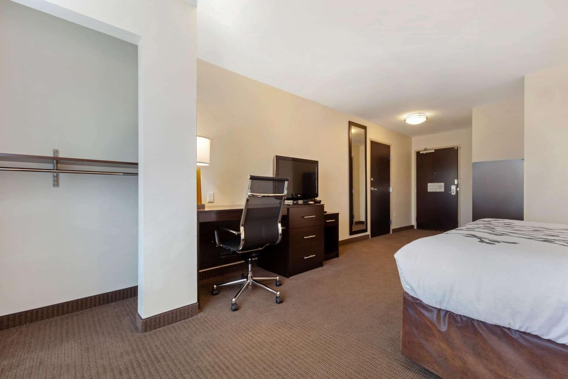Sleep Inn & Suites Bismarck I-94 gallery photo in Bismarck, ND — image 13