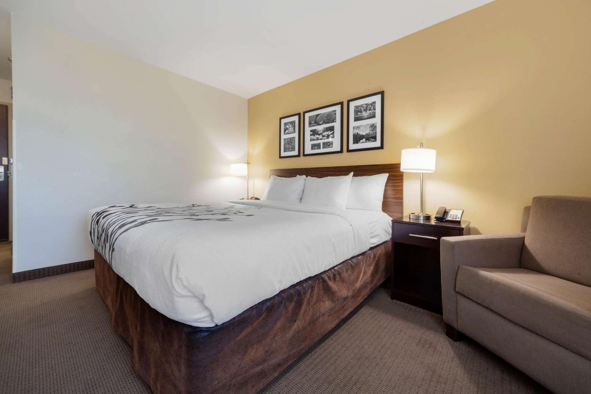 Sleep Inn & Suites Bismarck I-94 gallery photo in Bismarck, ND — image 36