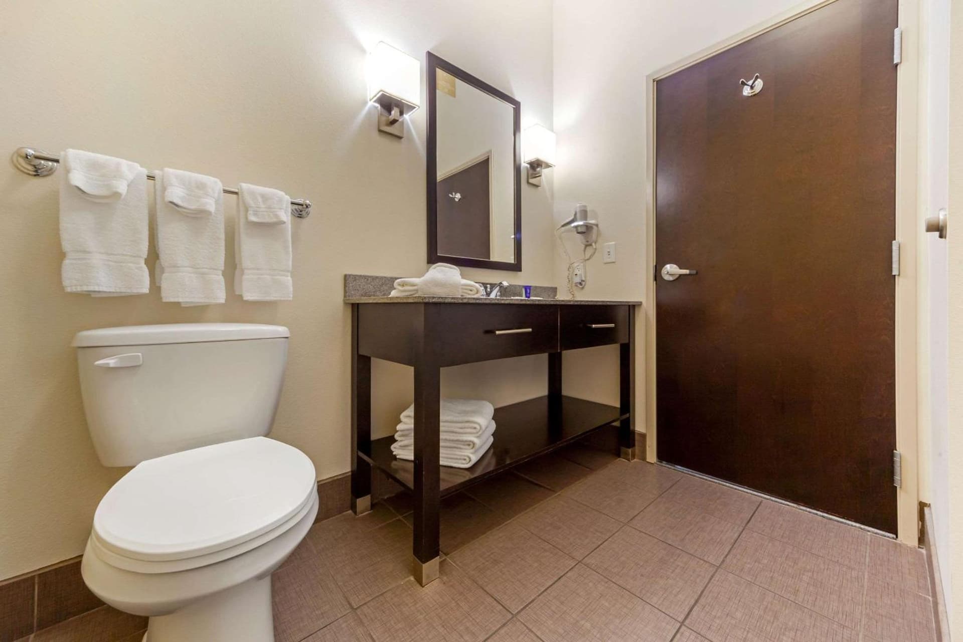 Sleep Inn & Suites Bismarck I-94 gallery photo in Bismarck, ND — image 28