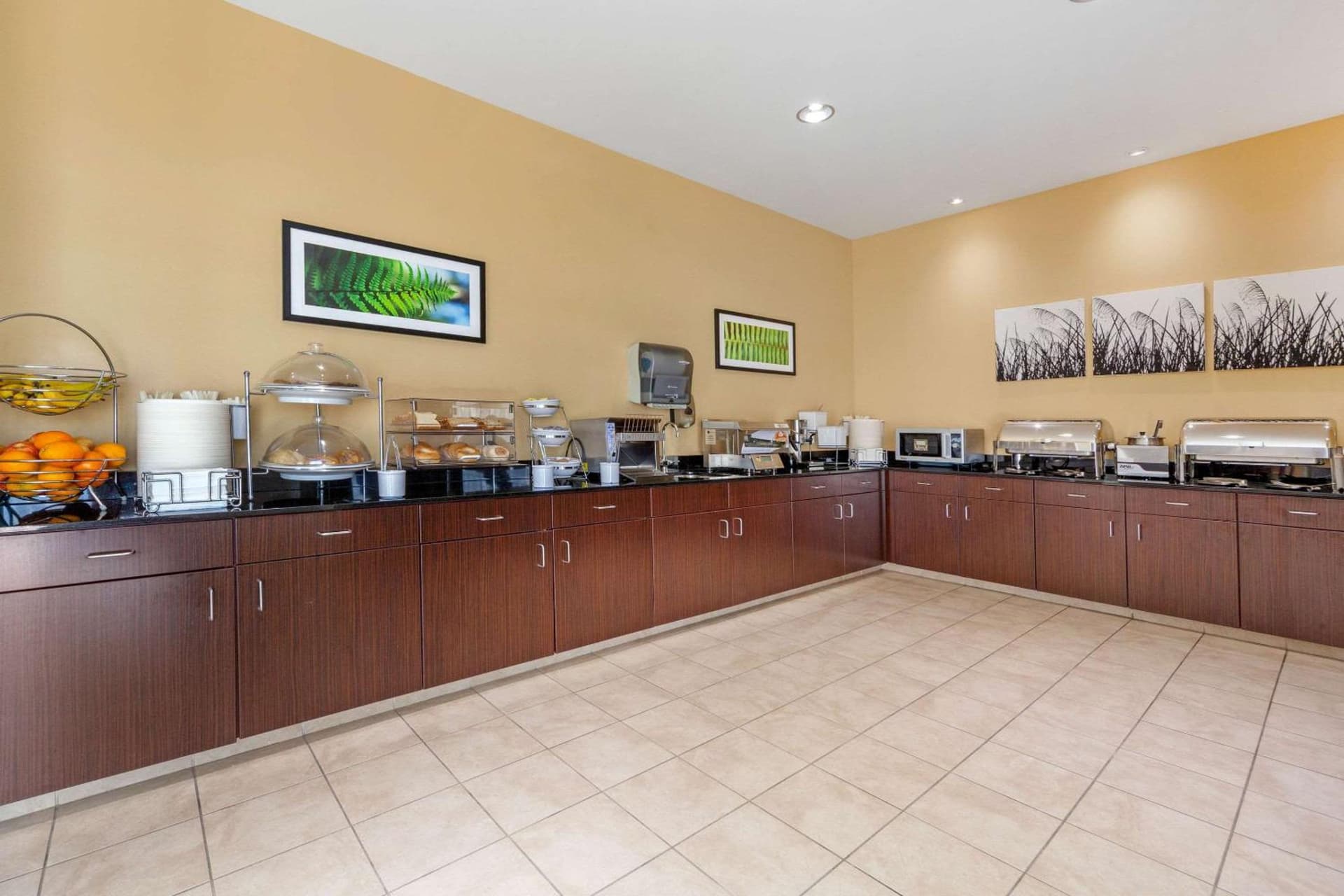 Sleep Inn & Suites Bismarck I-94 property views in Bismarck, ND — gallery photo 3