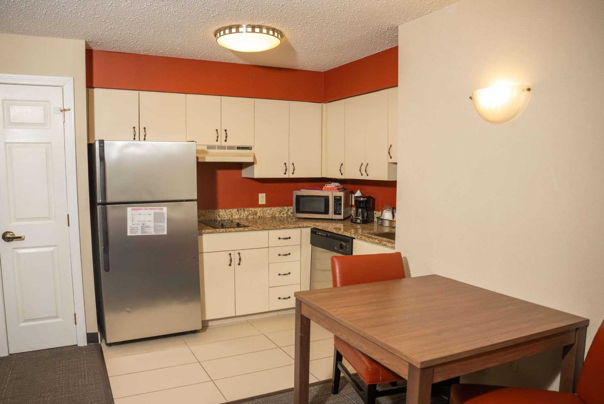 Hawthorn Suites by Wyndham Erie gallery photo in Erie, PA — image 27