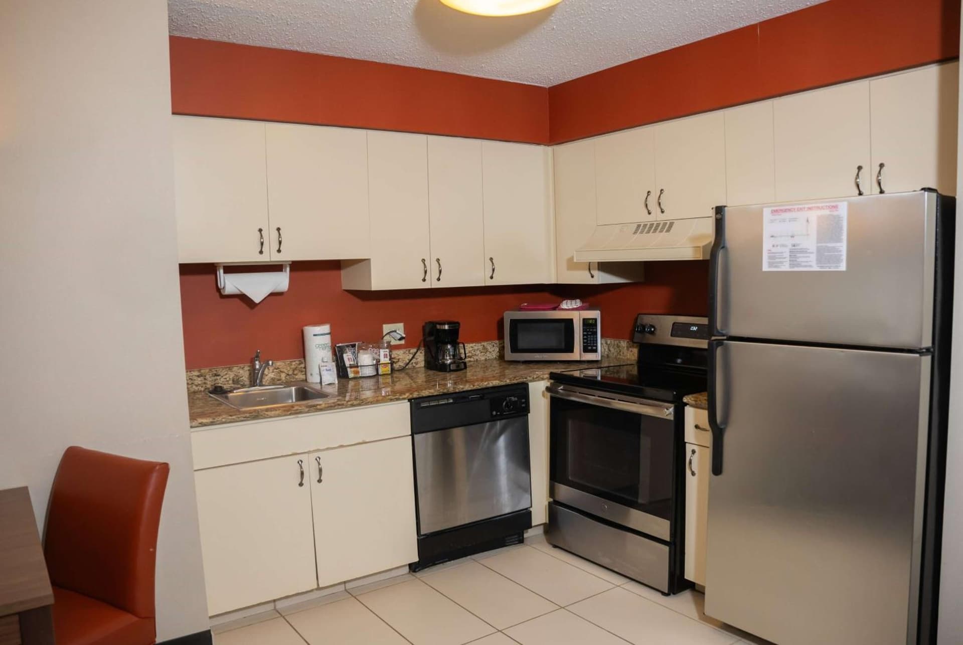 Hawthorn Suites by Wyndham Erie gallery photo in Erie, PA — image 23