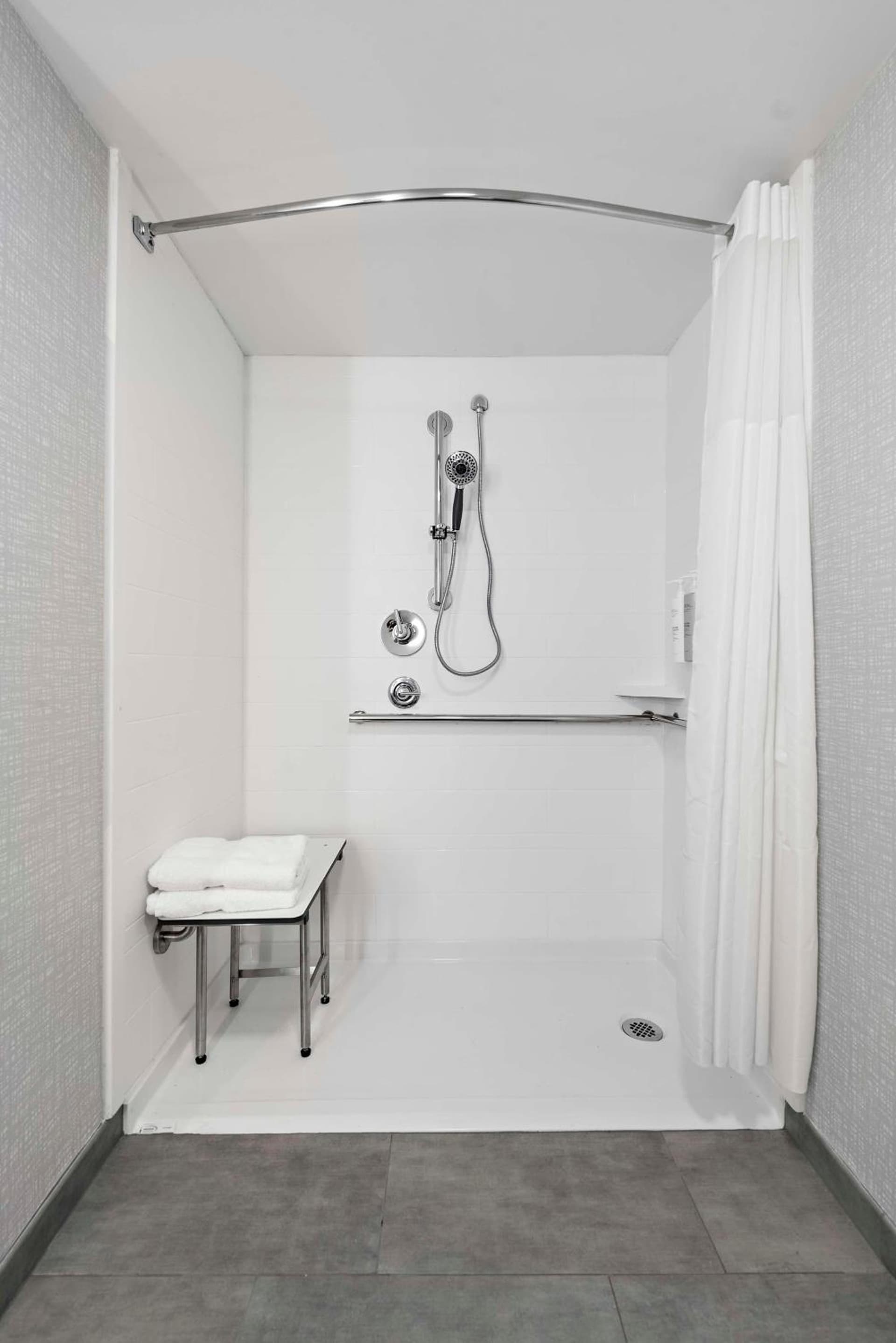 Hampton Inn by Hilton Los Angeles Airport LAX gallery photo in Los Angeles, CA — image 26