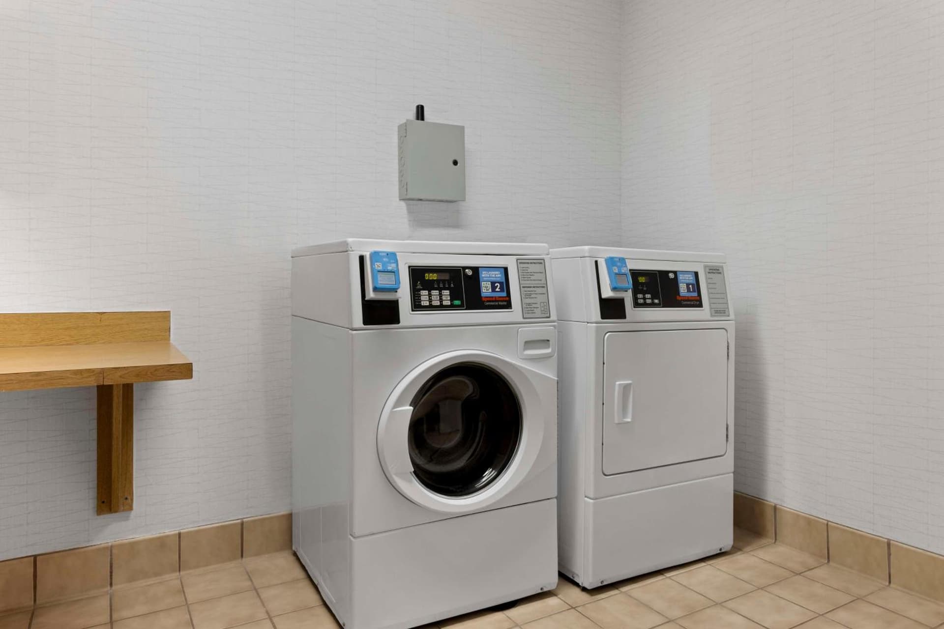 Spark By Hilton Newcomerstown gallery photo in Newcomerstown, OH — image 34