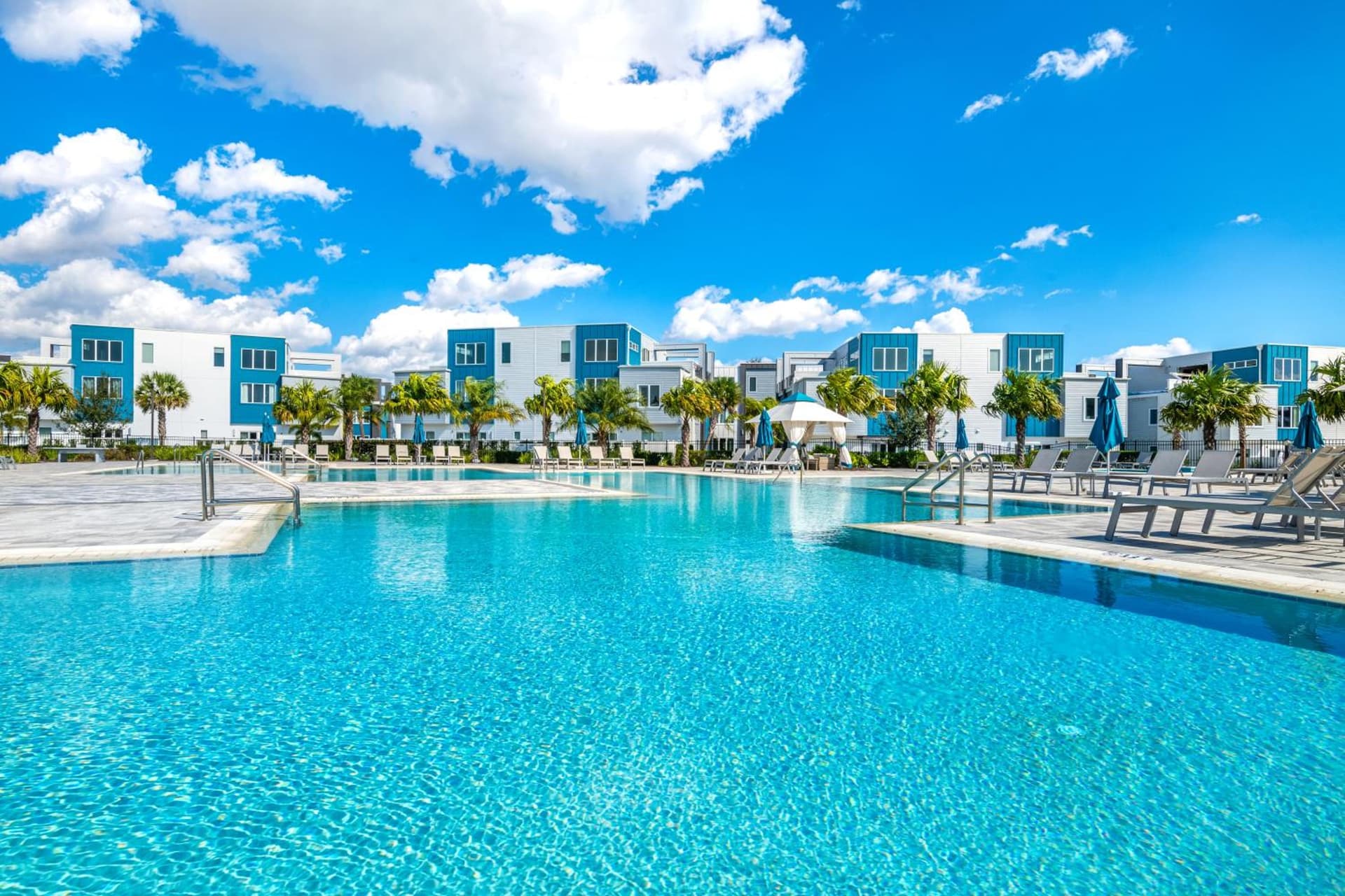 Spectrum Resort Villas Orlando and Waterparks interior in Kissimmee, FL — gallery photo 2