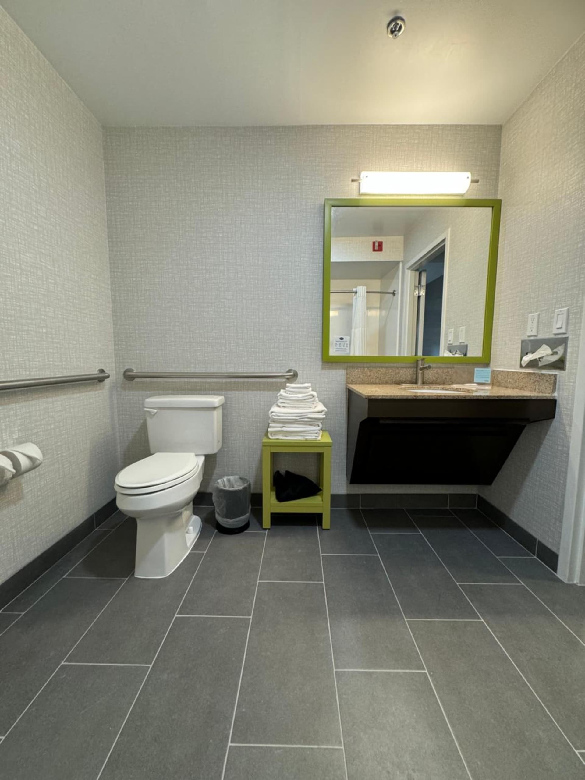 Hampton Inn New Bedford/Fairhaven gallery photo in Fairhaven — image 7