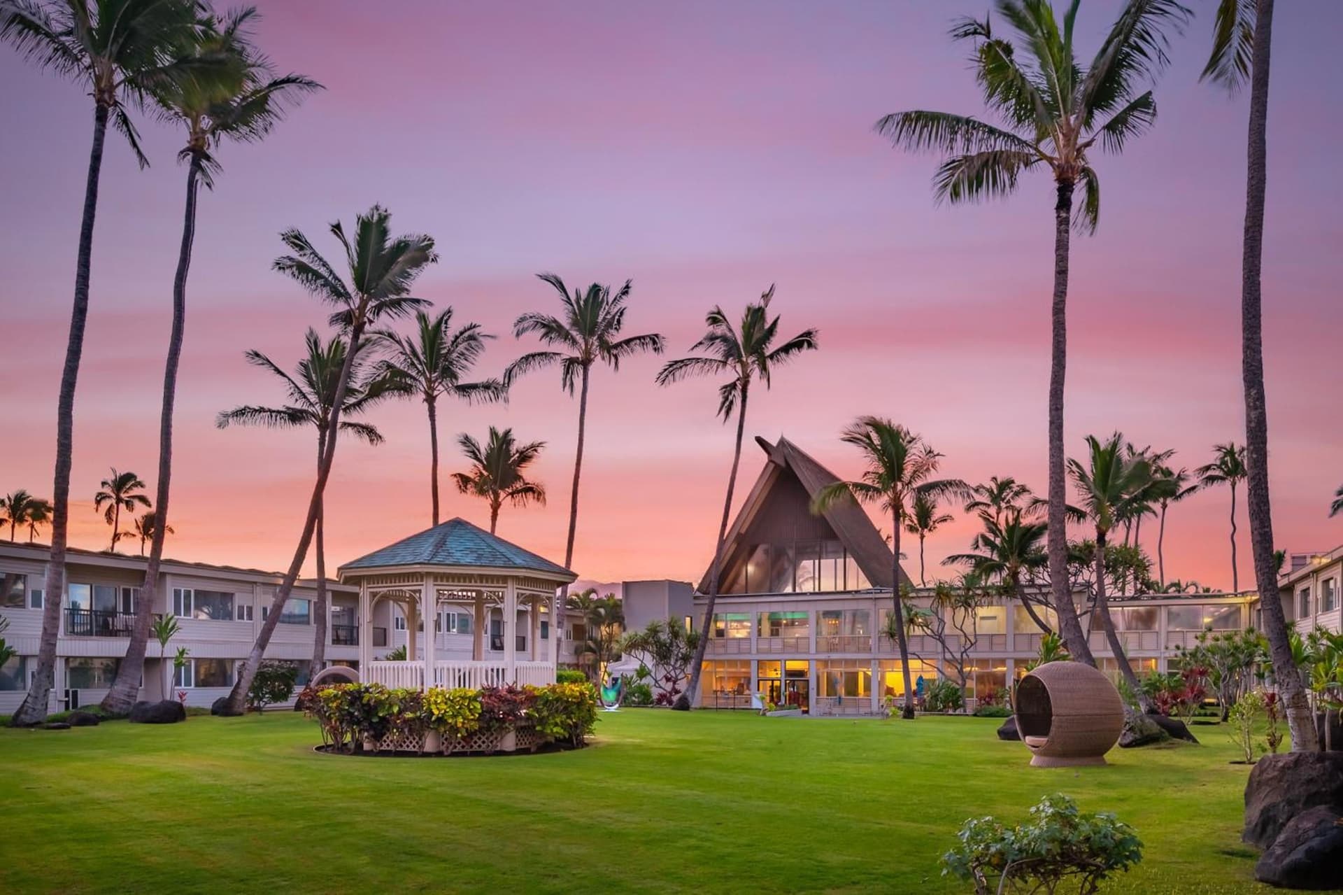 Maui Beach Hotel featured exterior or lobby in Kahului, HI — similar hotel