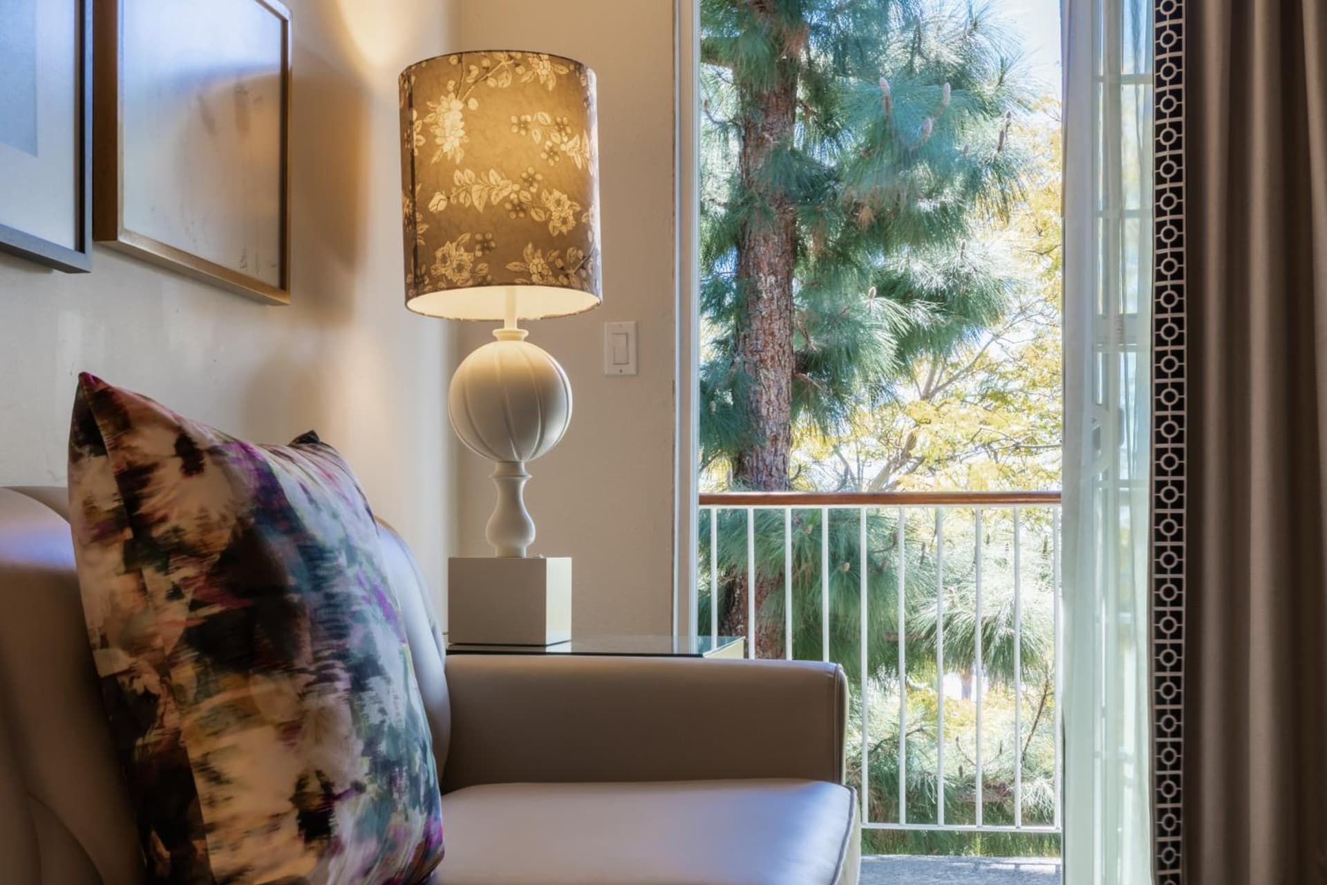 Chamberlain West Hollywood interior in Los Angeles, CA — gallery photo 2