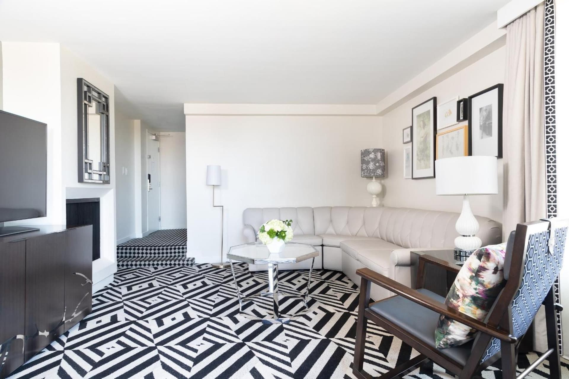 Chamberlain West Hollywood gallery photo in Los Angeles, CA — image 25