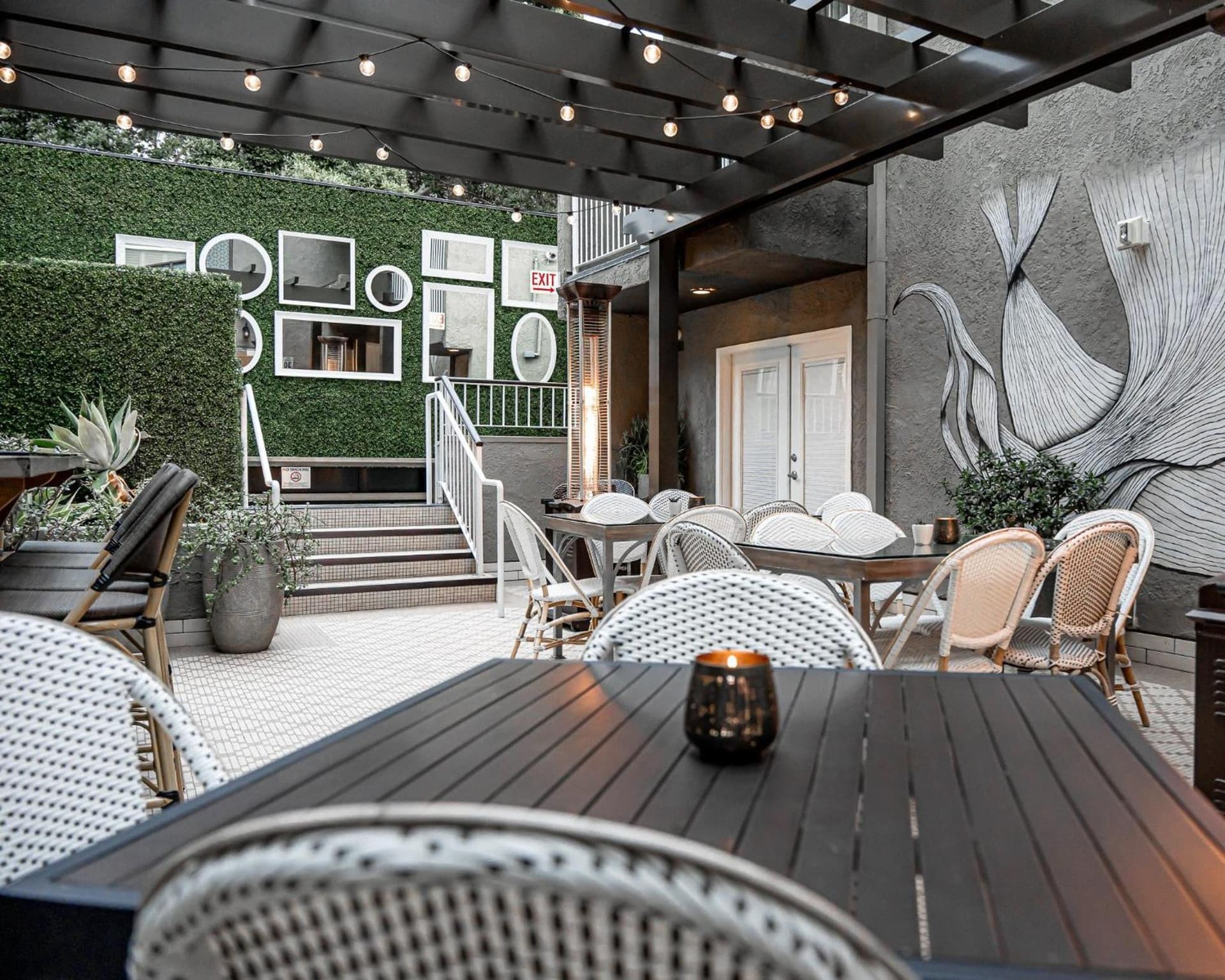 Chamberlain West Hollywood gallery photo in Los Angeles, CA — image 38