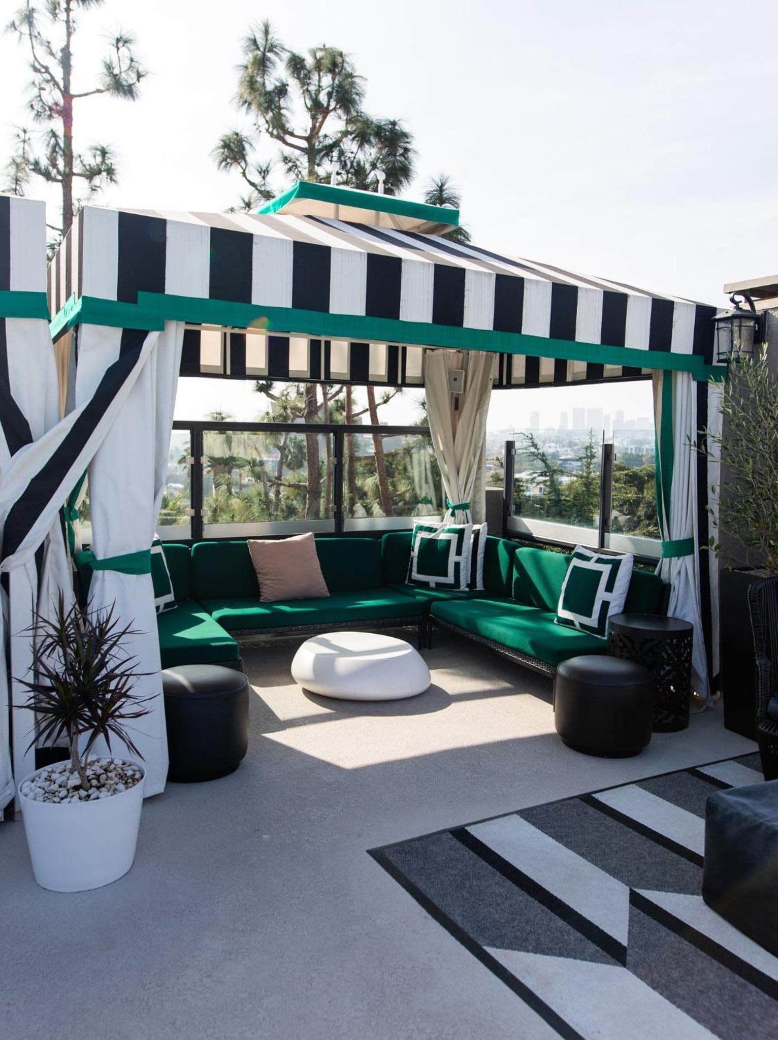 Chamberlain West Hollywood gallery photo in Los Angeles, CA — image 29