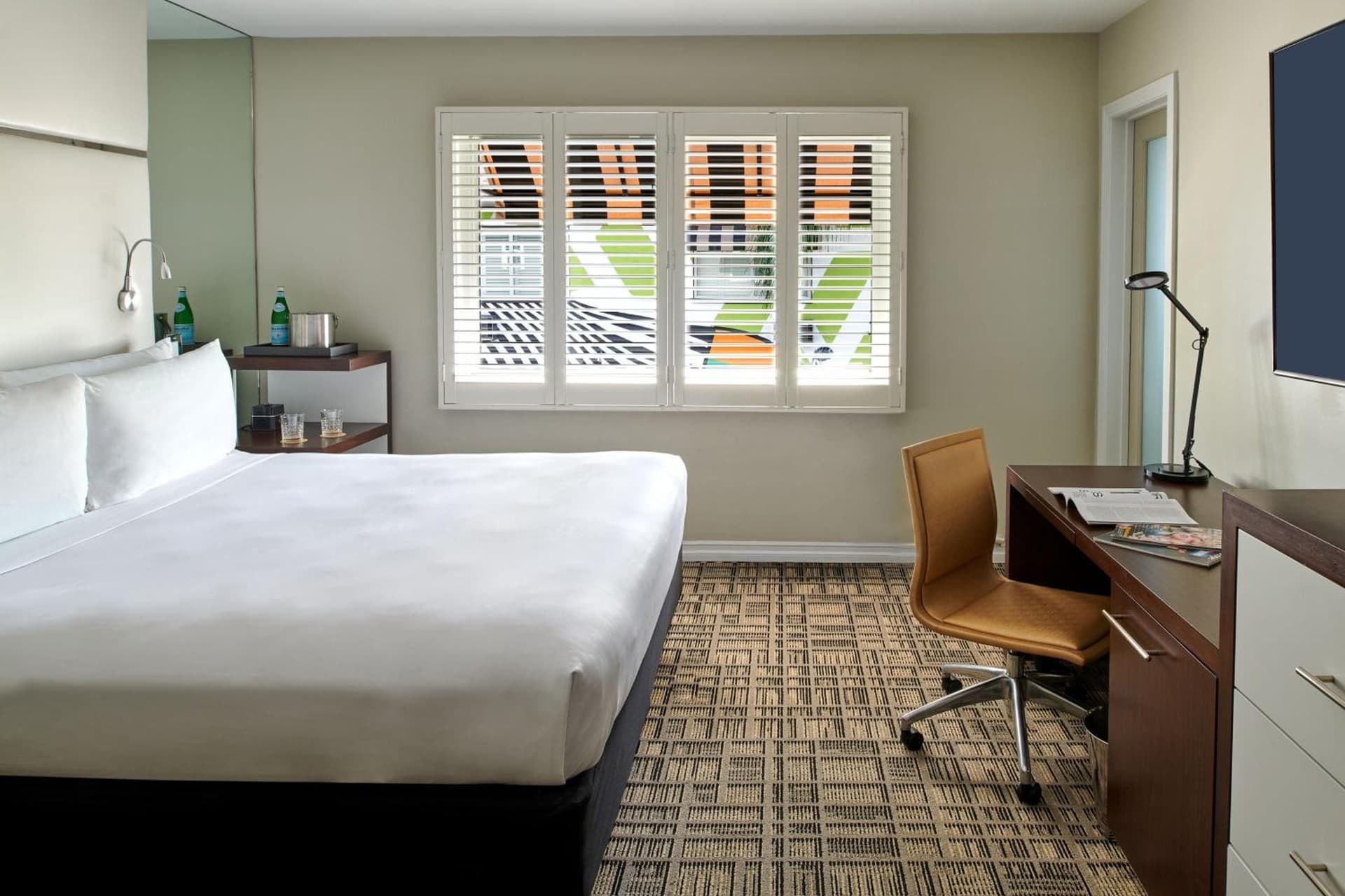 Hotel Ziggy On Sunset gallery photo in Los Angeles, CA — image 6