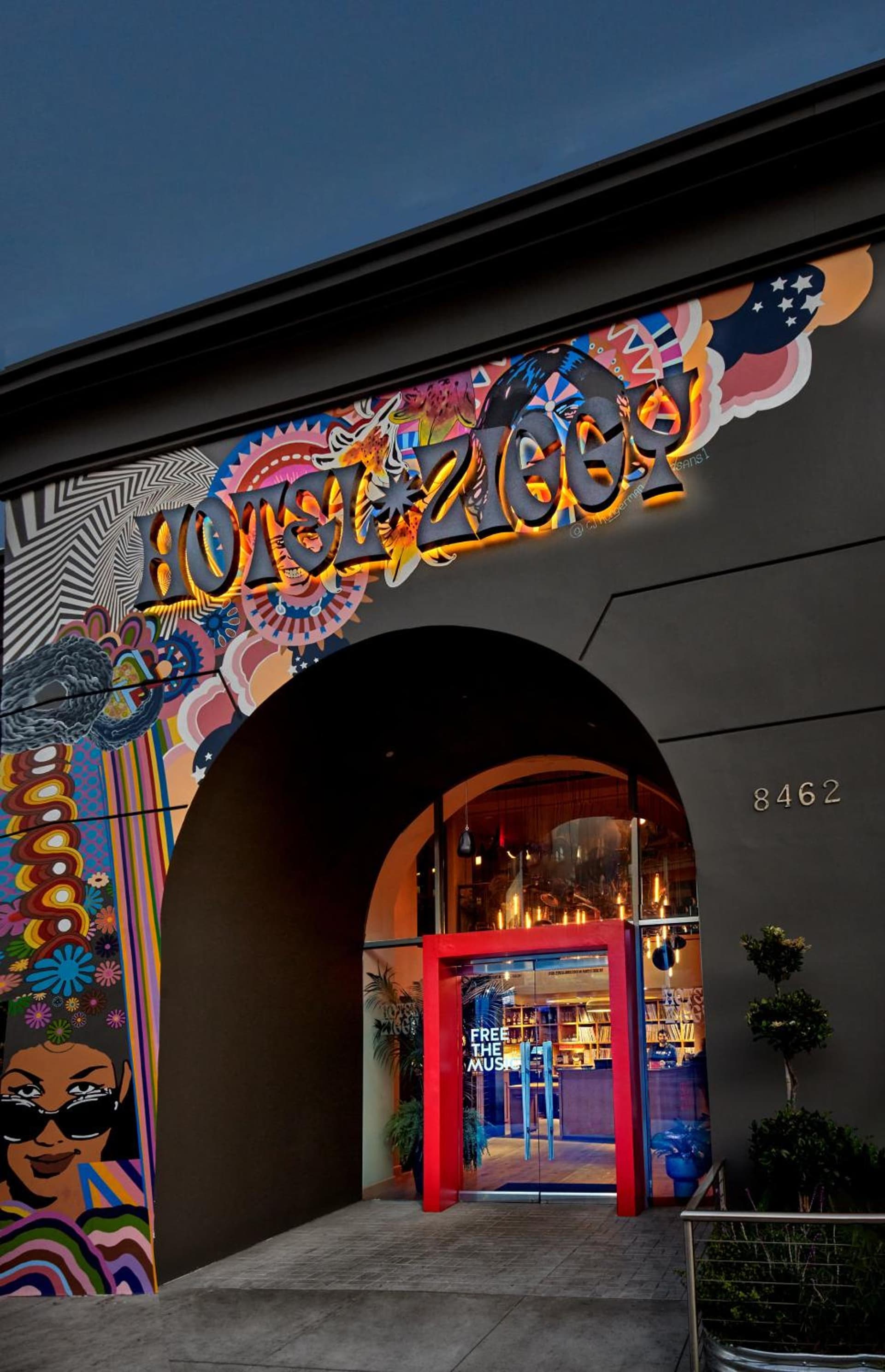 Hotel Ziggy On Sunset gallery photo in Los Angeles, CA — image 117