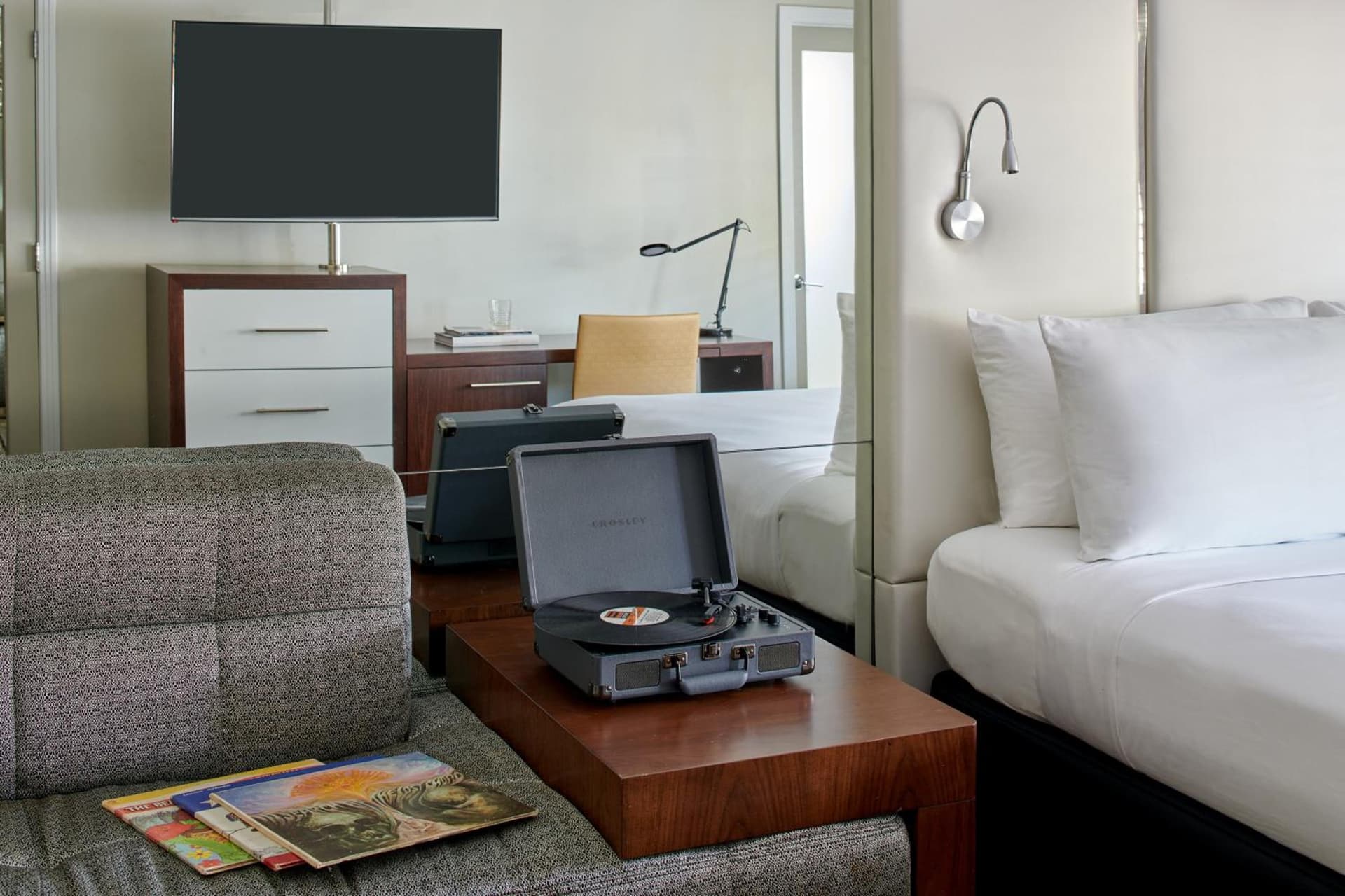 Hotel Ziggy On Sunset gallery photo in Los Angeles, CA — image 89