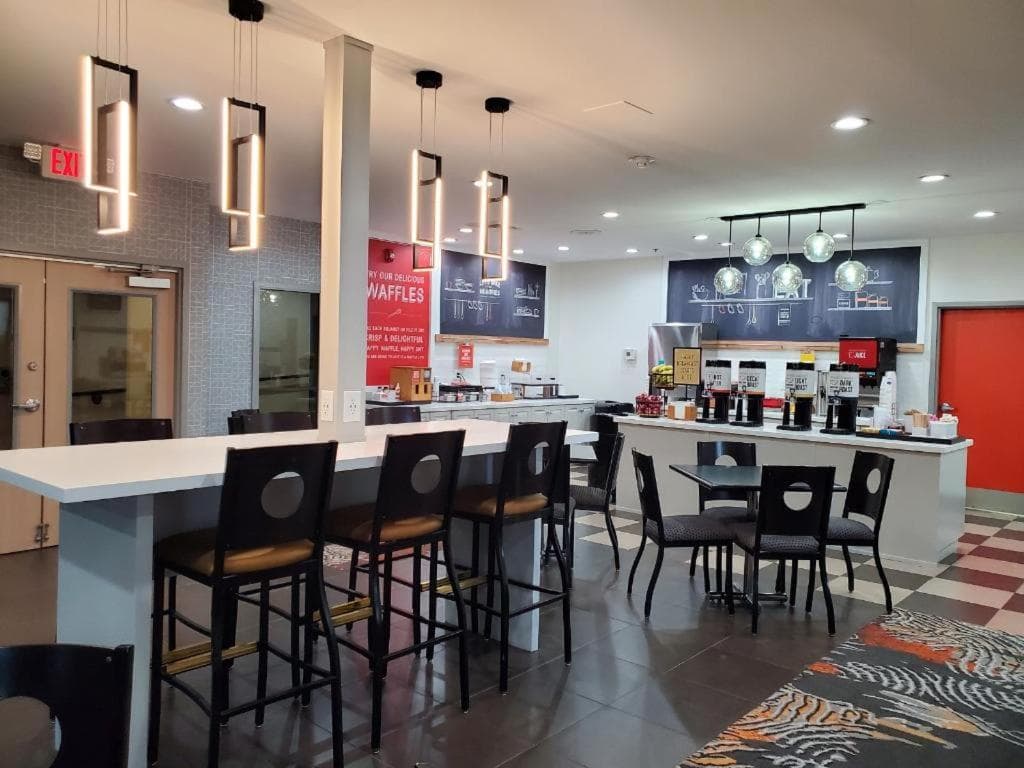 Hampton Inn Olathe gallery photo in Olathe, KS — image 17