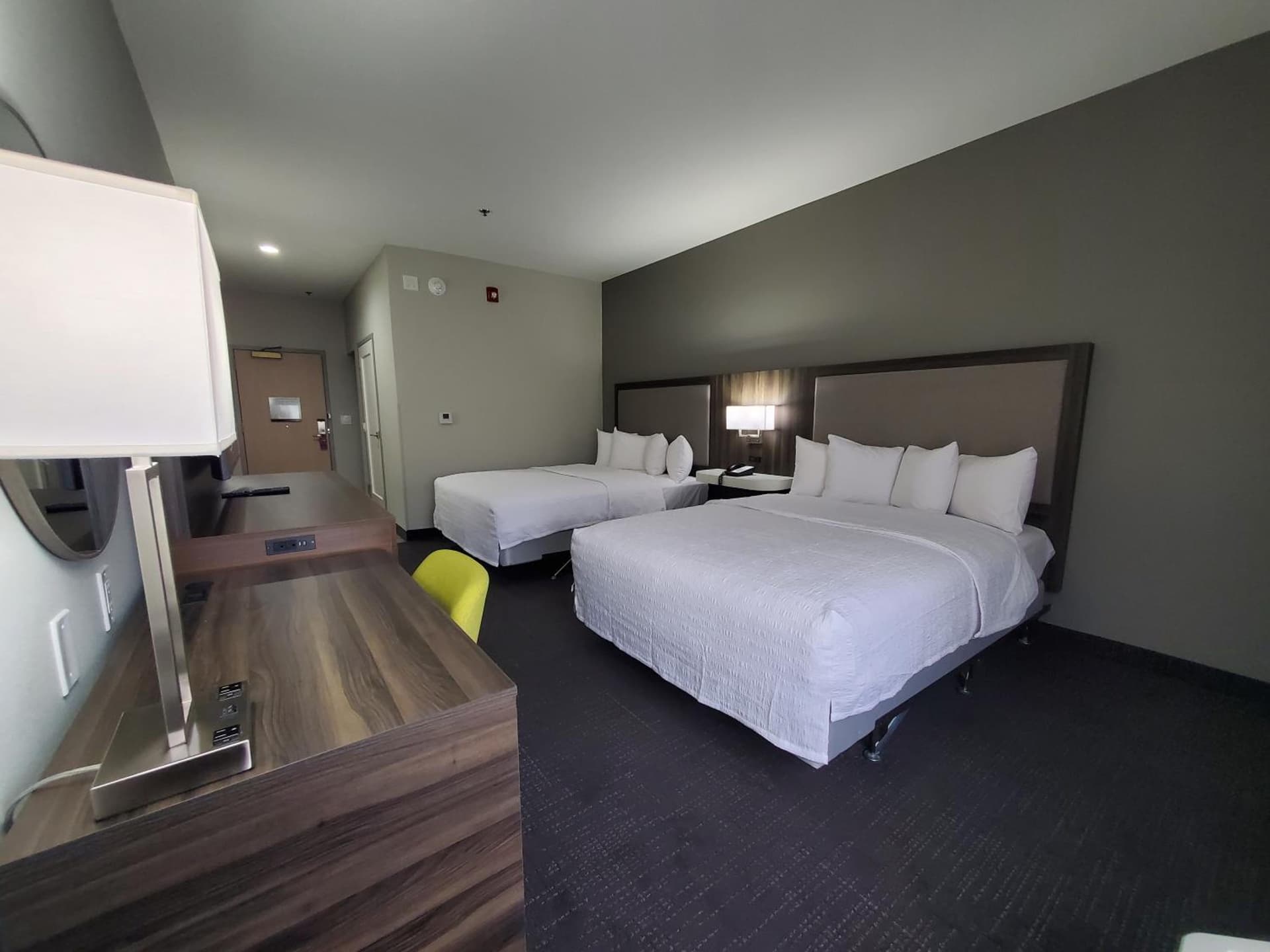 Hampton Inn Olathe gallery photo in Olathe, KS — image 11
