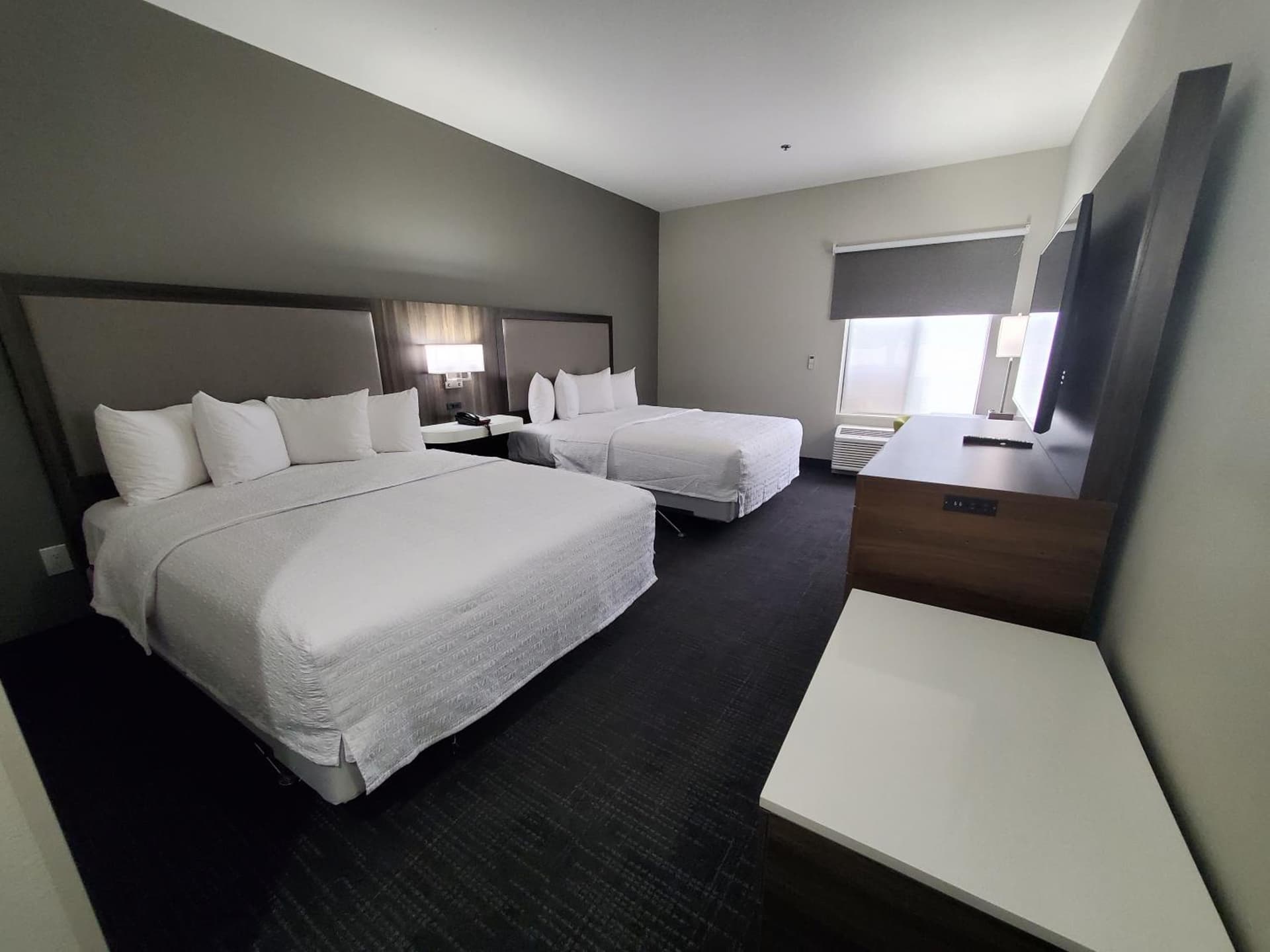 Hampton Inn Olathe gallery photo in Olathe, KS — image 15