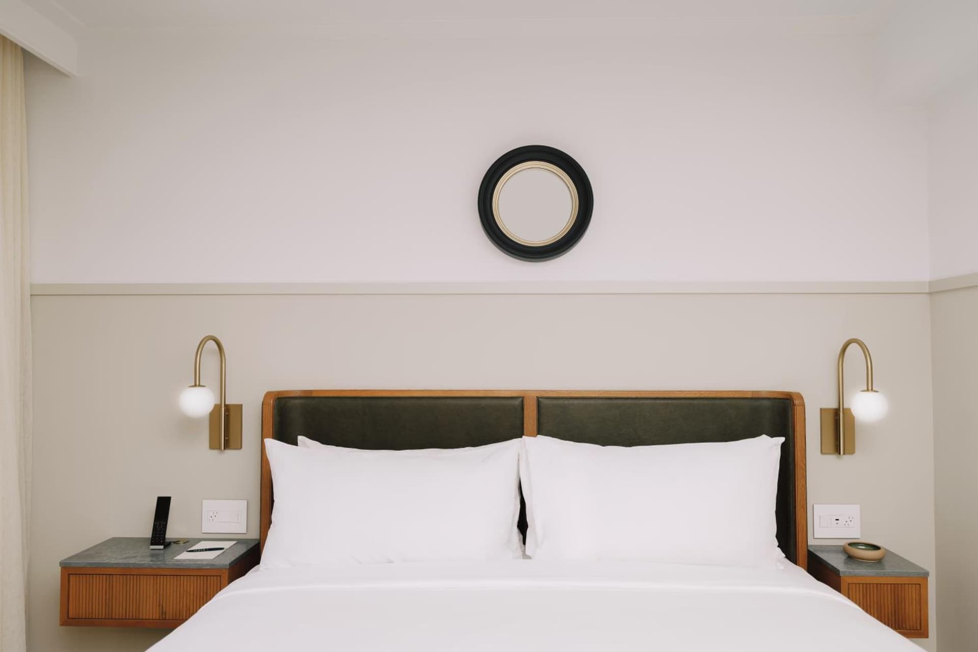 Hotel Heron Alexandria Old Town, Curio Collection by Hilton gallery photo in Alexandria, VA — image 83