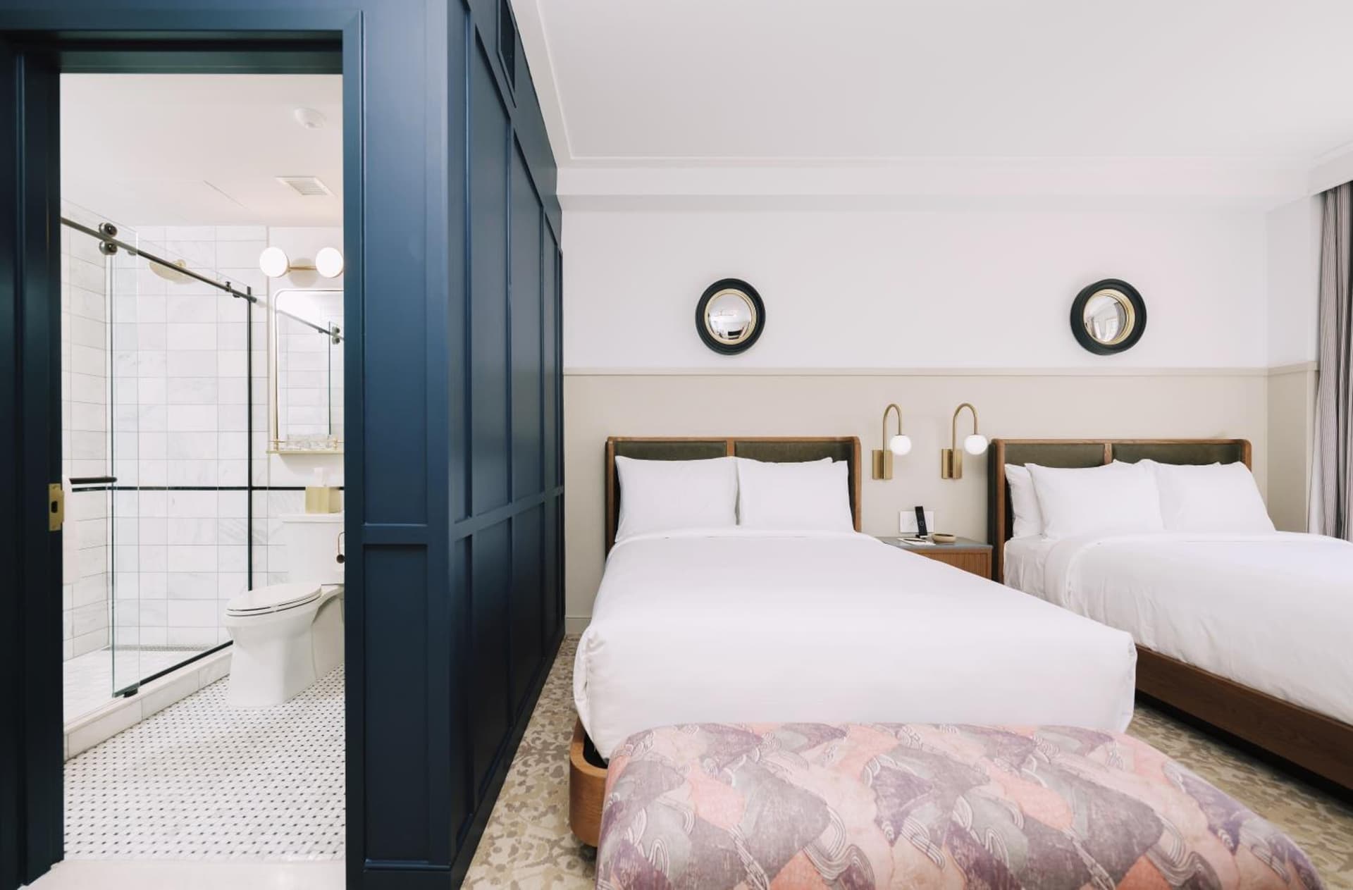 Hotel Heron Alexandria Old Town, Curio Collection by Hilton gallery photo in Alexandria, VA — image 36