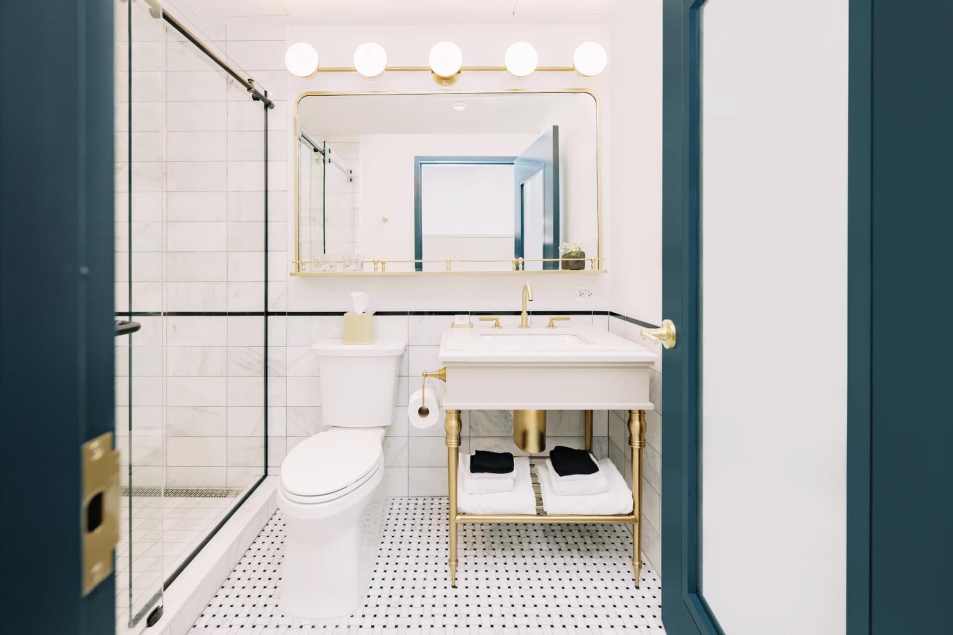 Hotel Heron Alexandria Old Town, Curio Collection by Hilton gallery photo in Alexandria, VA — image 35